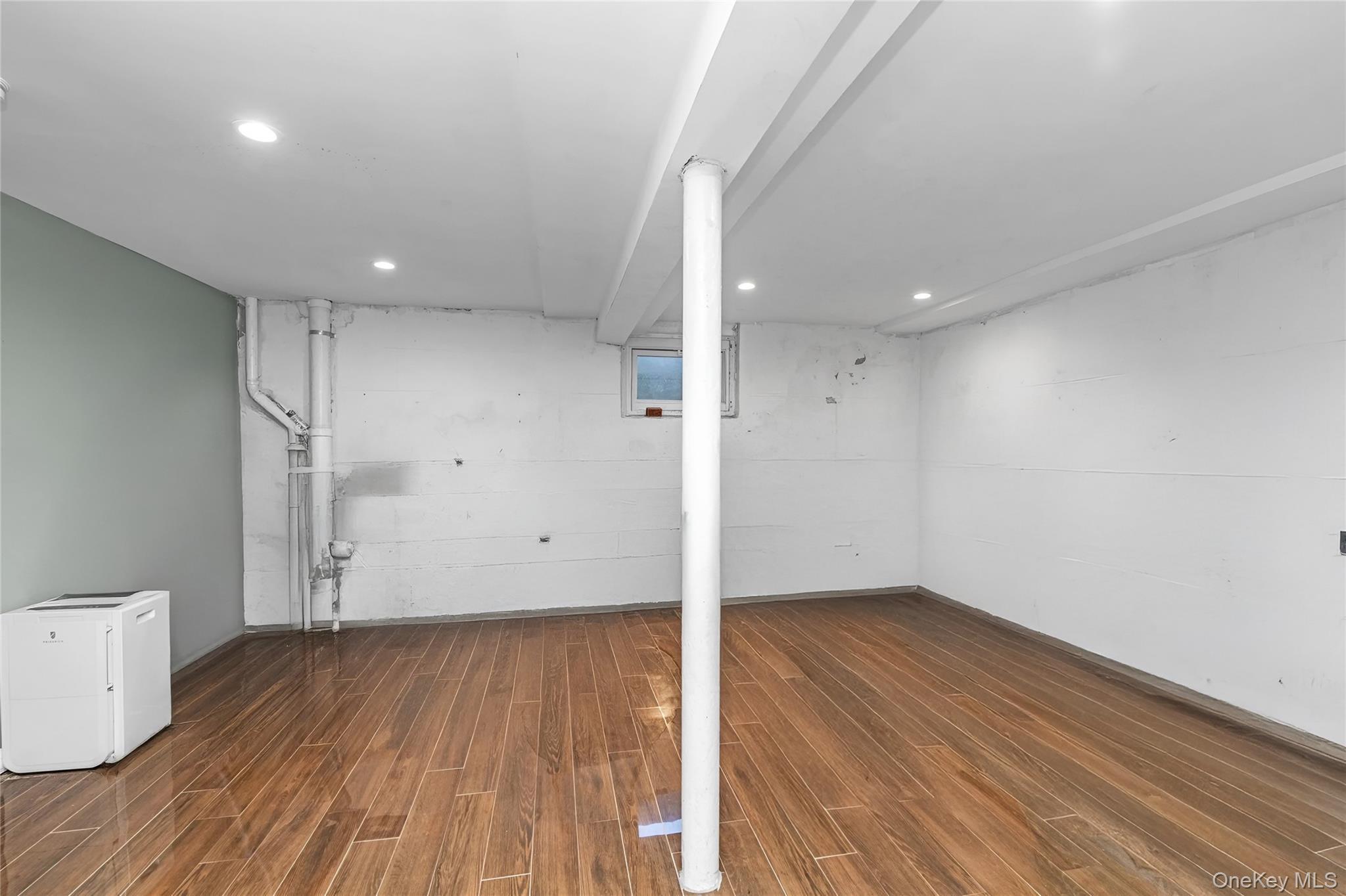 Single Family 100th Avenue Queens, NY 11423, MLS-1052791-14
