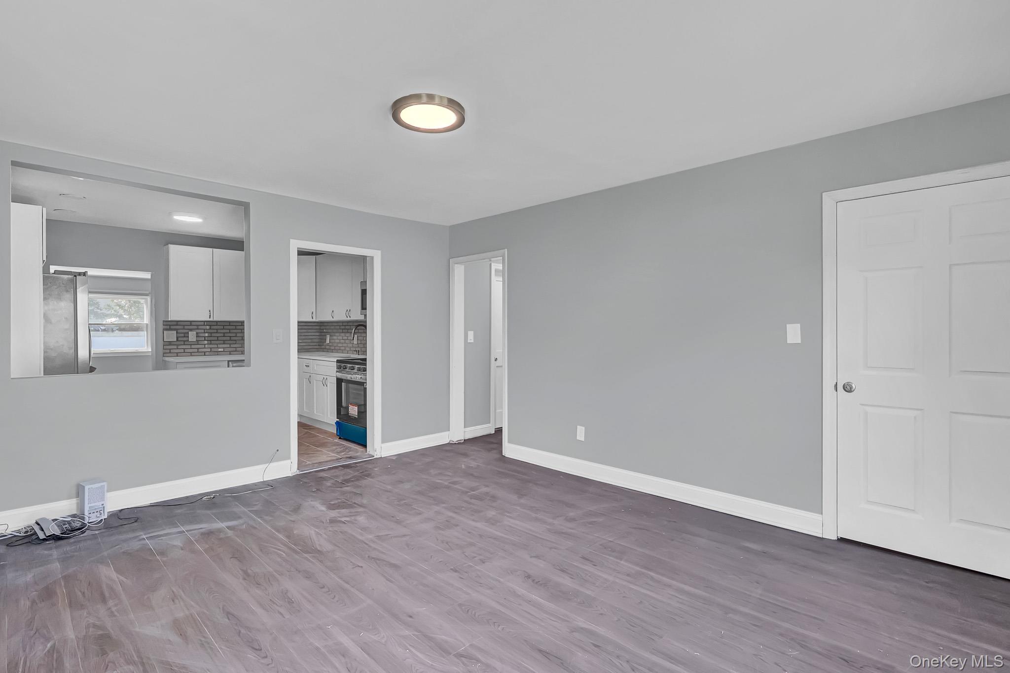 Single Family Manchester Street Nassau County, NY 11590, MLS-1052794-18