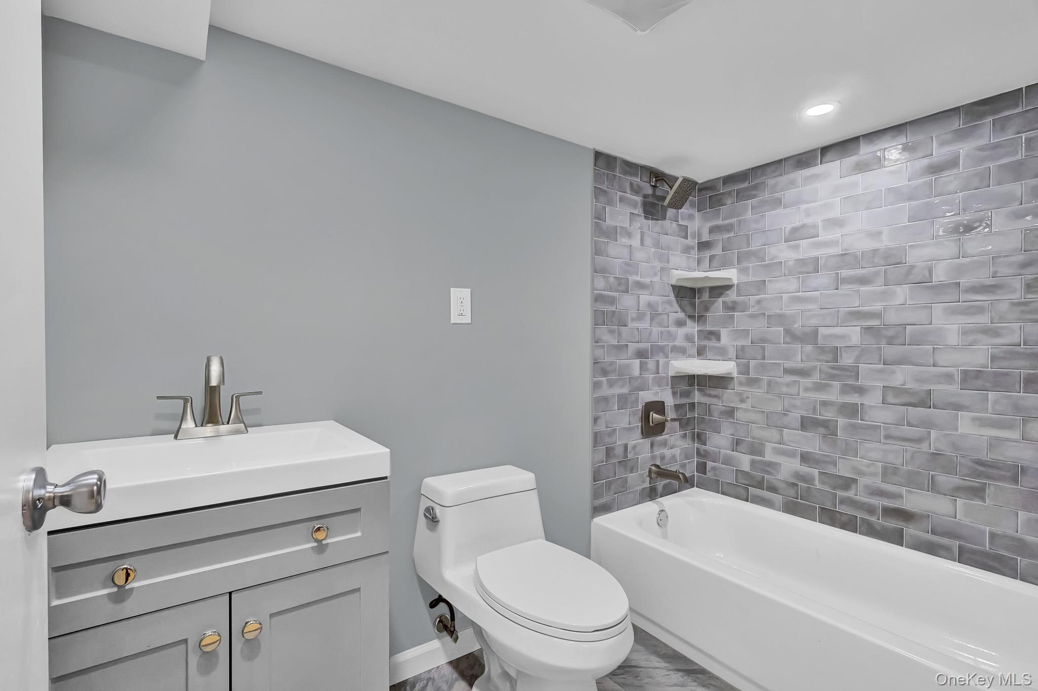 Single Family Manchester Street Nassau County, NY 11590, MLS-1052794-29