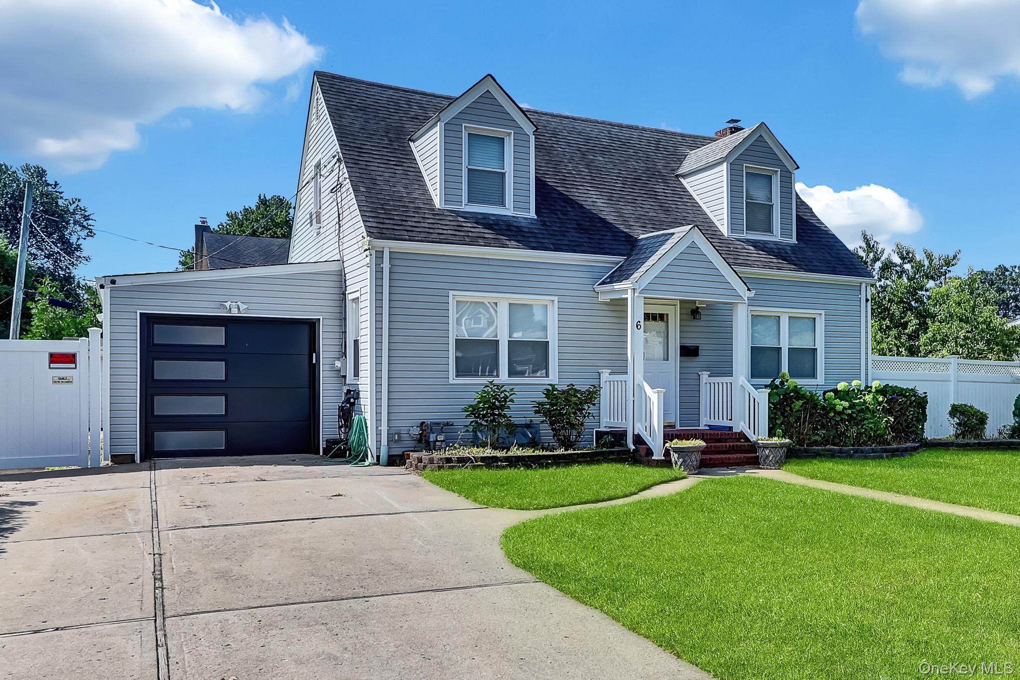 Single Family Manchester Street Nassau County, NY 11590, MLS-1052794-3