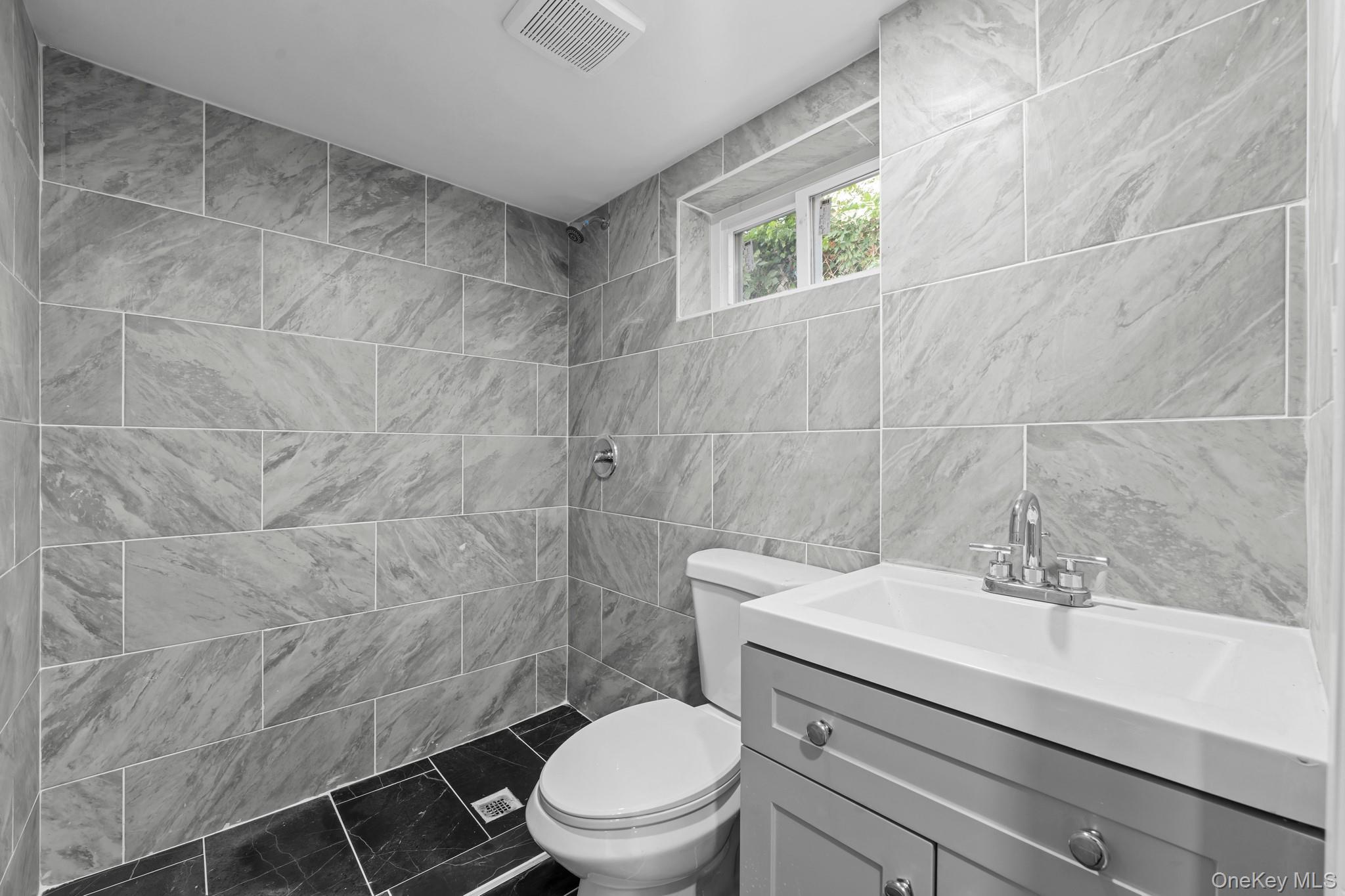 Single Family 91st Road  Queens, NY 11428, MLS-1052796-10