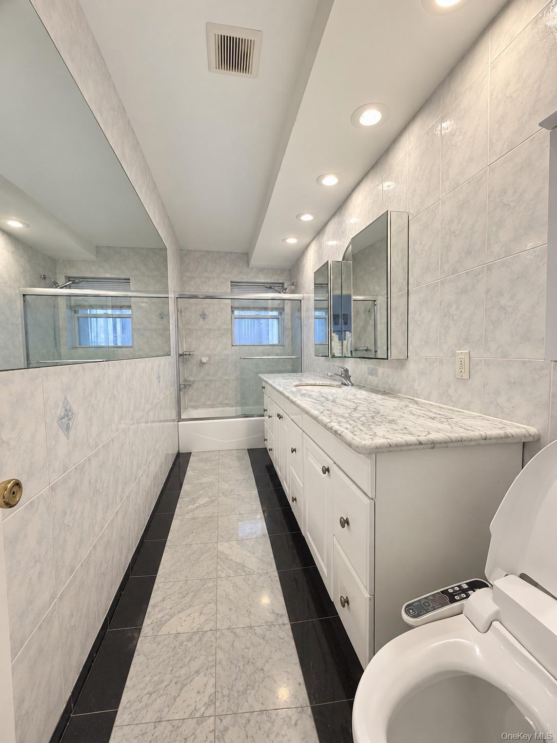 Single Family 232nd Street  Queens, NY 11364, MLS-1052816-10
