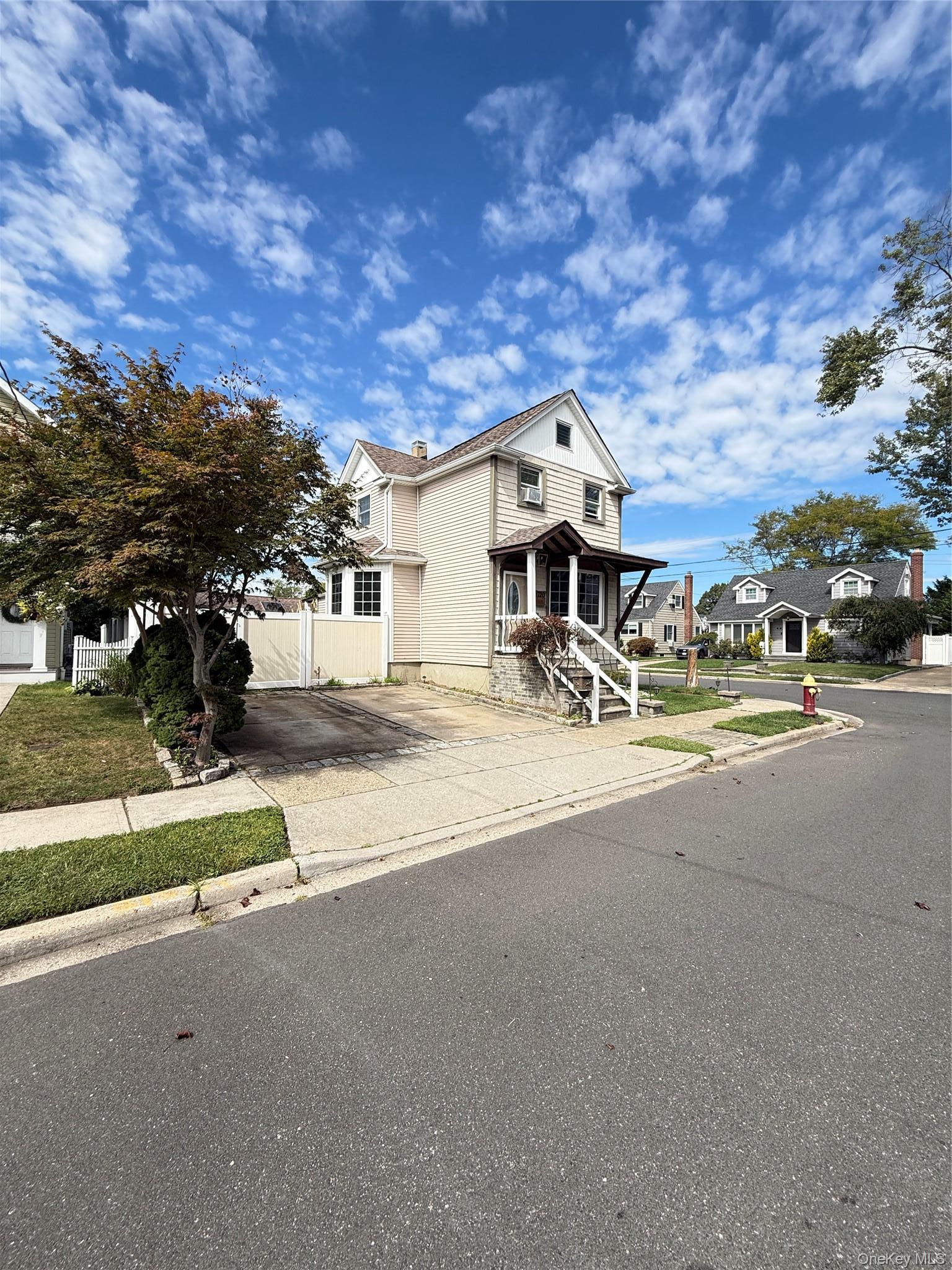 Single Family Montague Avenue Nassau County, NY 11566, MLS-1052818-2