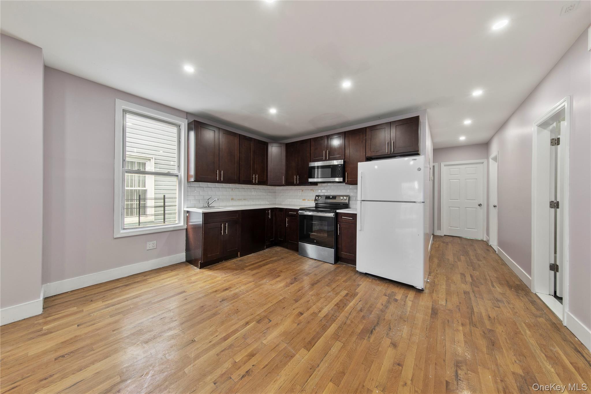 Single Family Decatur Avenue  Bronx, NY 10458, MLS-1052830-5