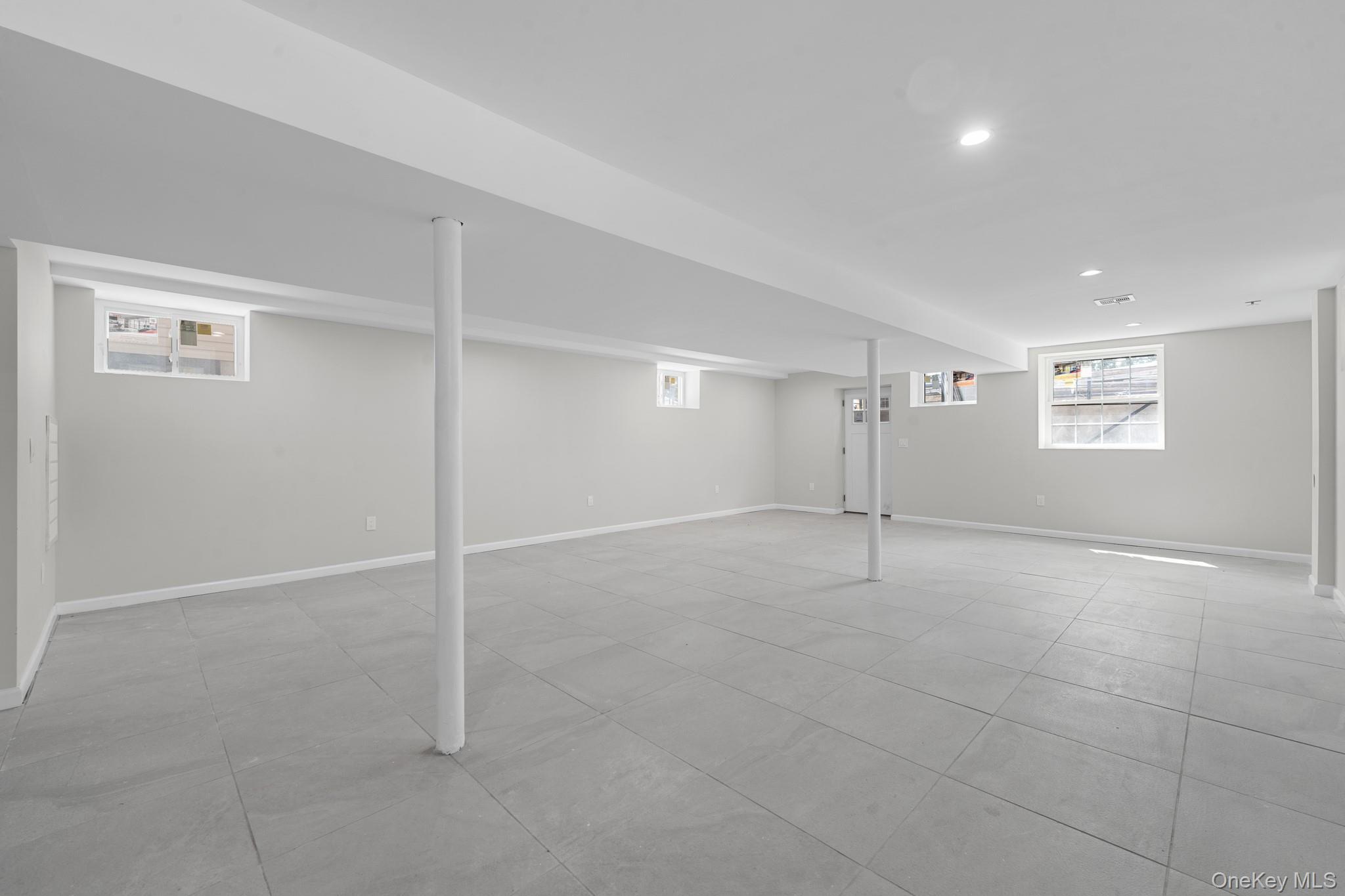 Single Family 143rd Avenue  Queens, NY 11413, MLS-1052840-14