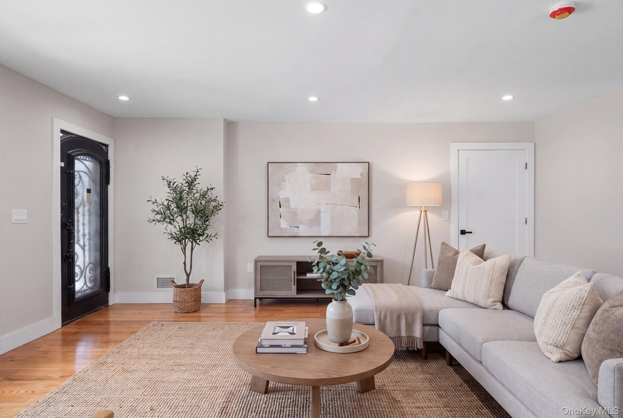 Single Family 143rd Avenue  Queens, NY 11413, MLS-1052840-5