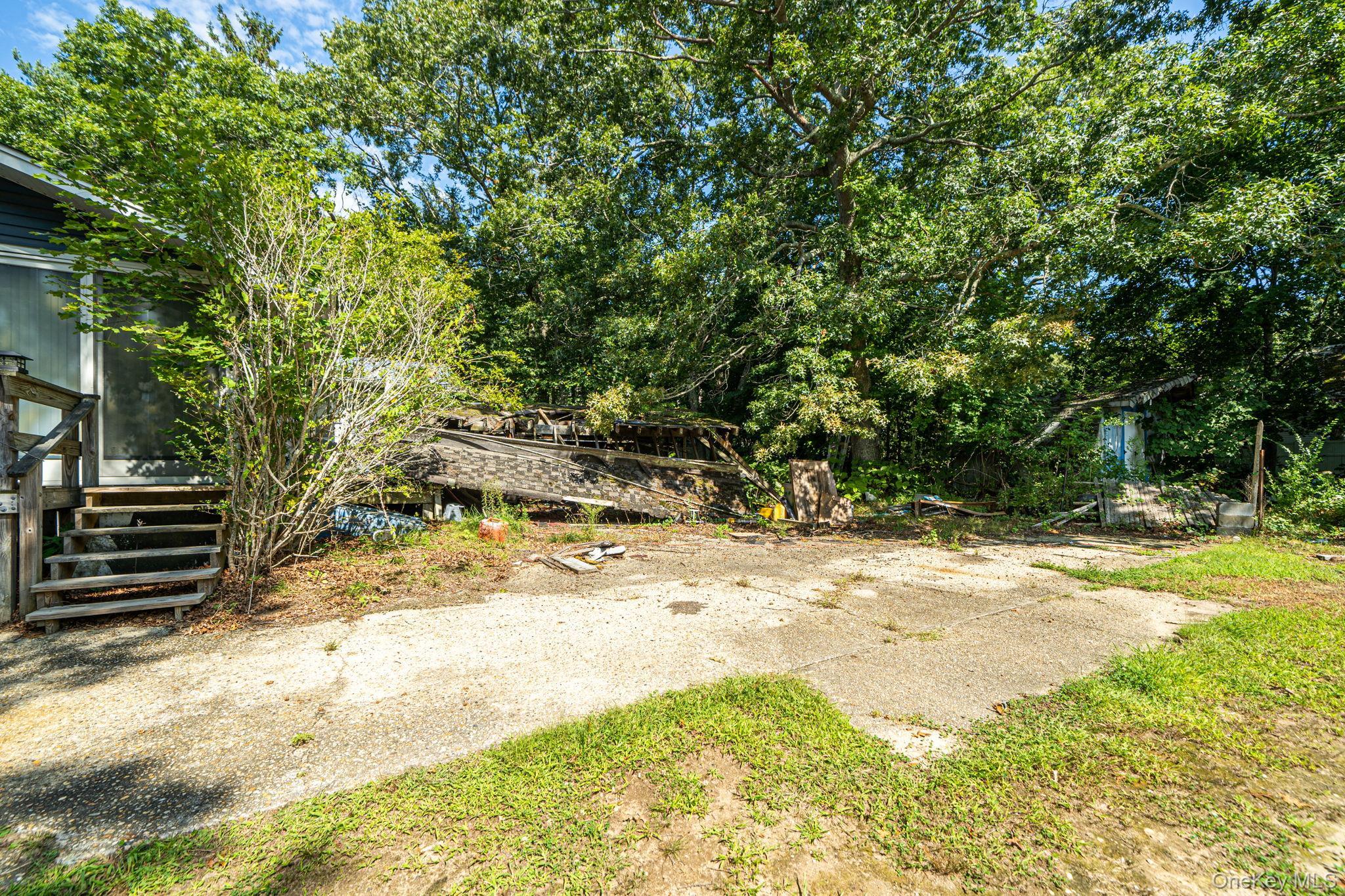 Single Family Huntington Crossway Suffolk County, NY 11932, MLS-1052856-6