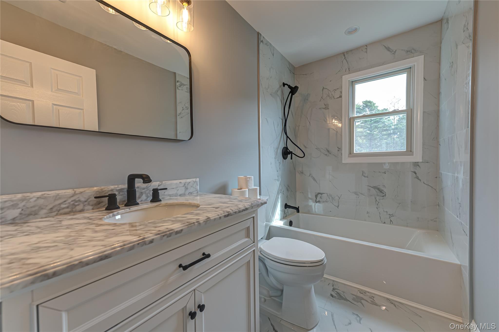 Single Family Stuyvesant Avenue Suffolk County, NY 11950, MLS-1052859-13