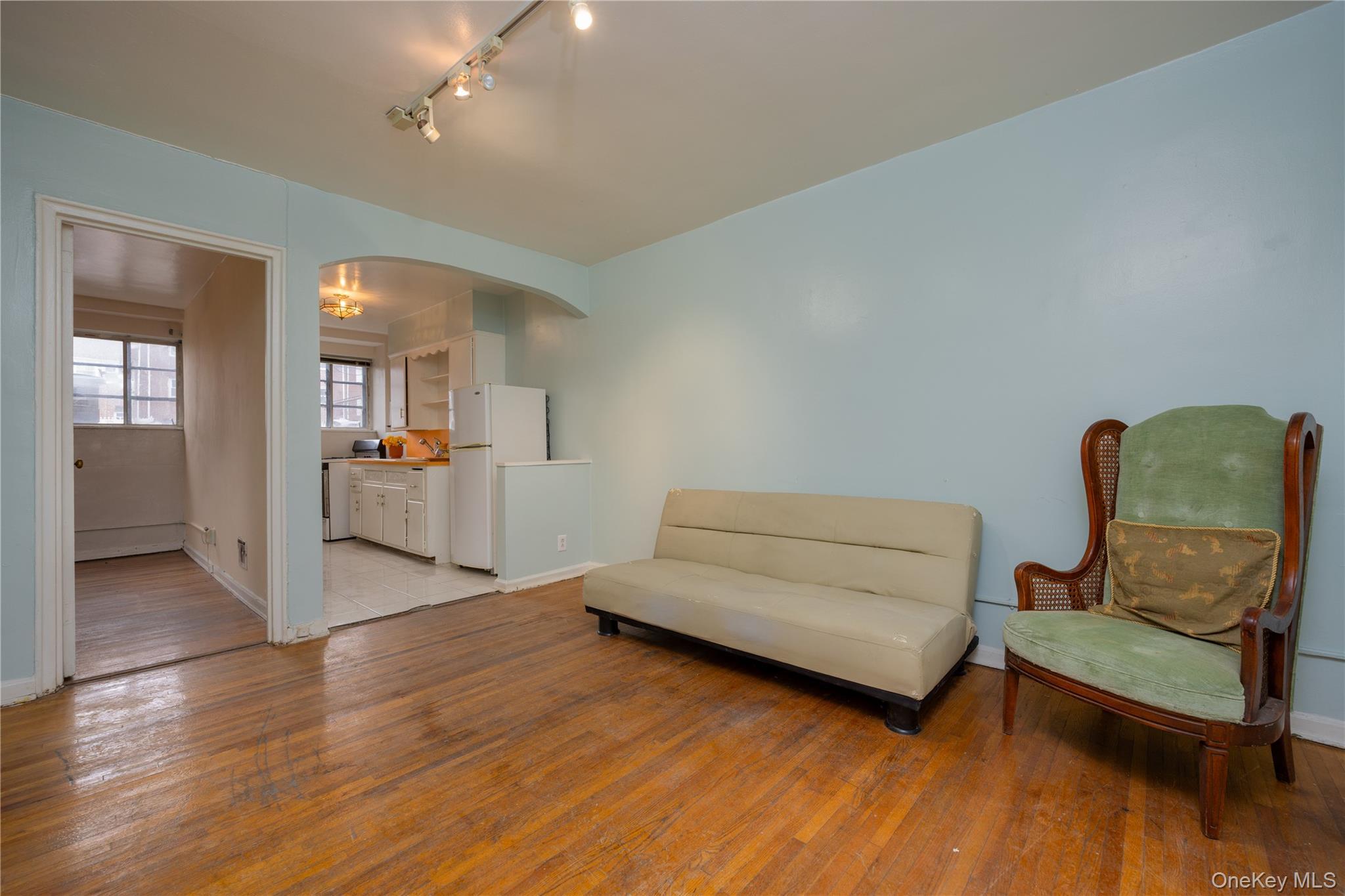Single Family Pitman Avenue  Bronx, NY 10466, MLS-1052864-21