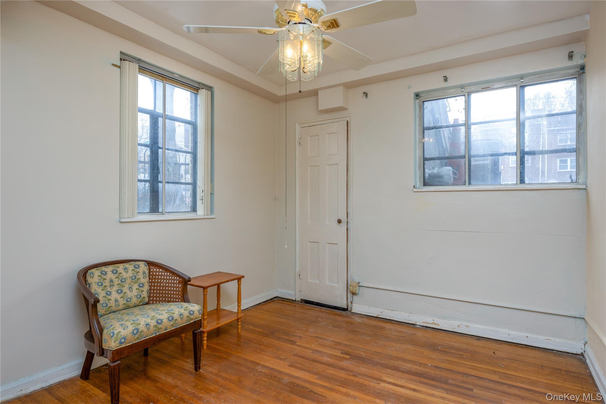 Single Family Pitman Avenue  Bronx, NY 10466, MLS-1052864-23