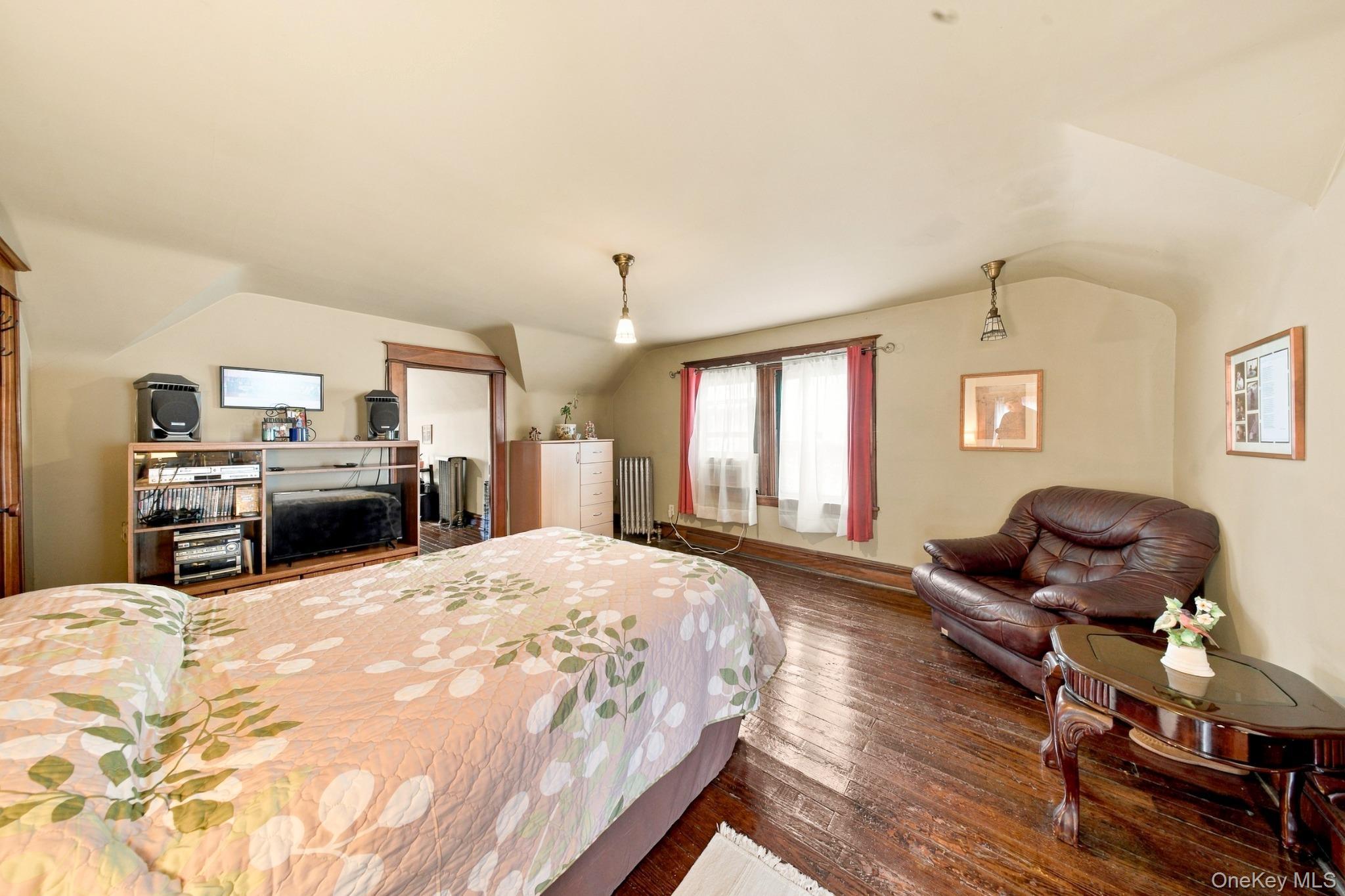 Single Family 104th Street Queens, NY 11418, MLS-1052869-9