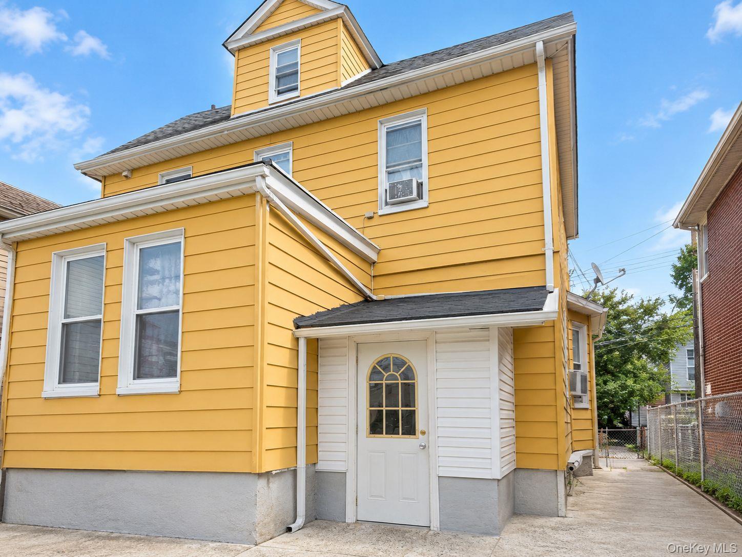 Single Family 102nd Street  Queens, NY 11369, MLS-1052873-3