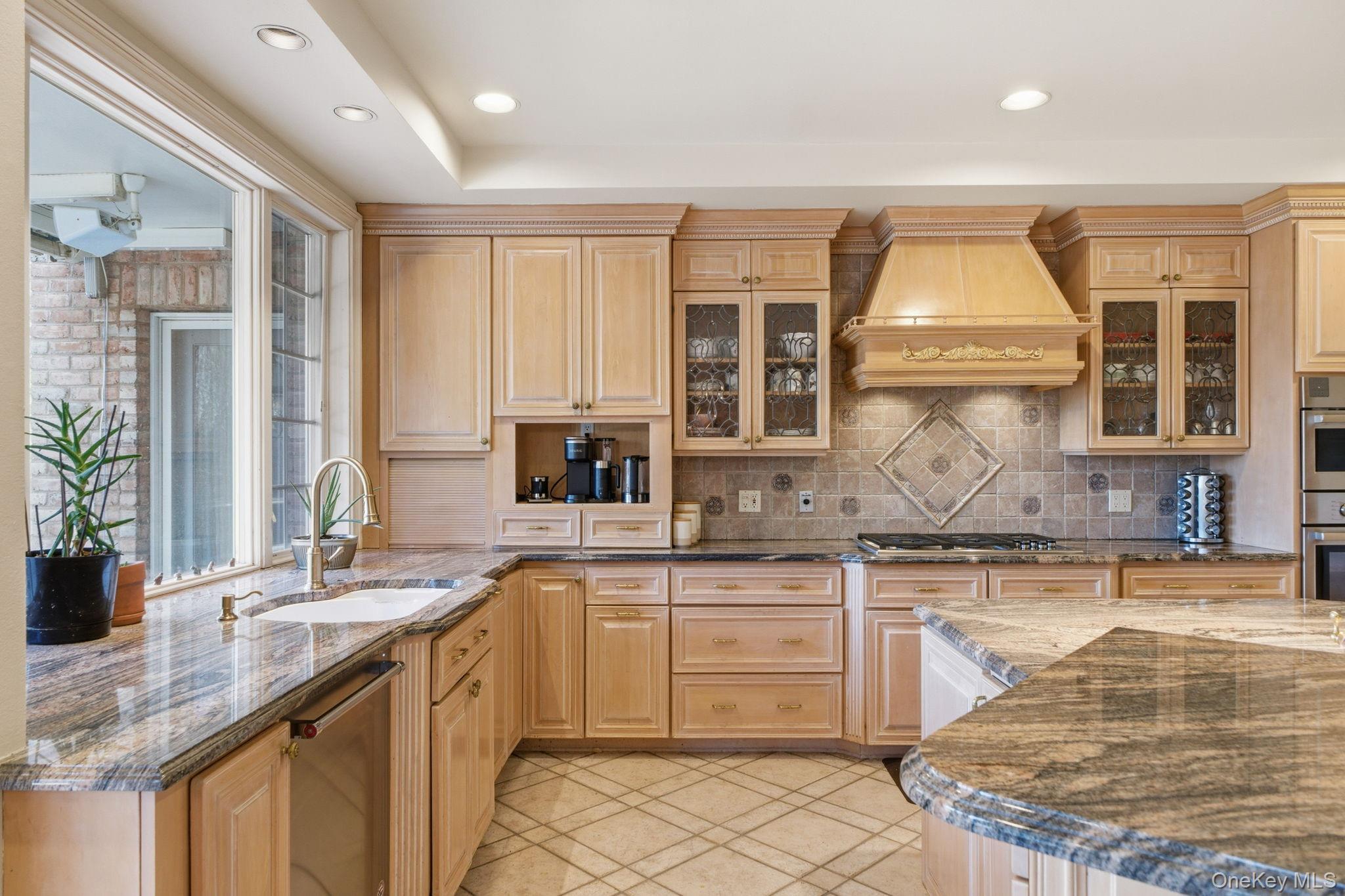 Single Family Cobblestone Court  Suffolk County, NY 11721, MLS-1052877-7