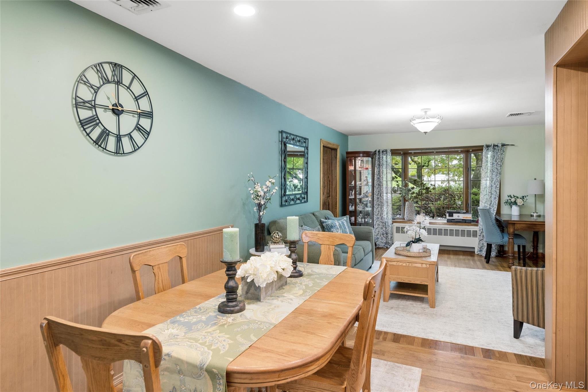 Single Family Edgewood Nassau County, NY 11803, MLS-1052936-8