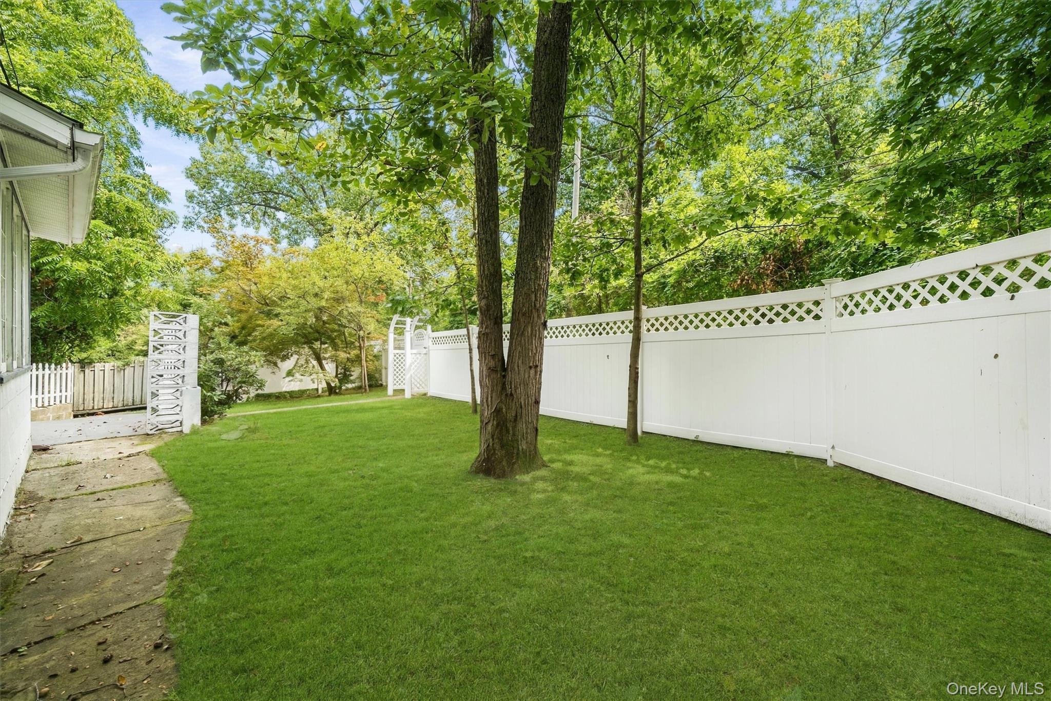 Single Family Hillside Trail  Orange County, NY 10950, MLS-1052945-38