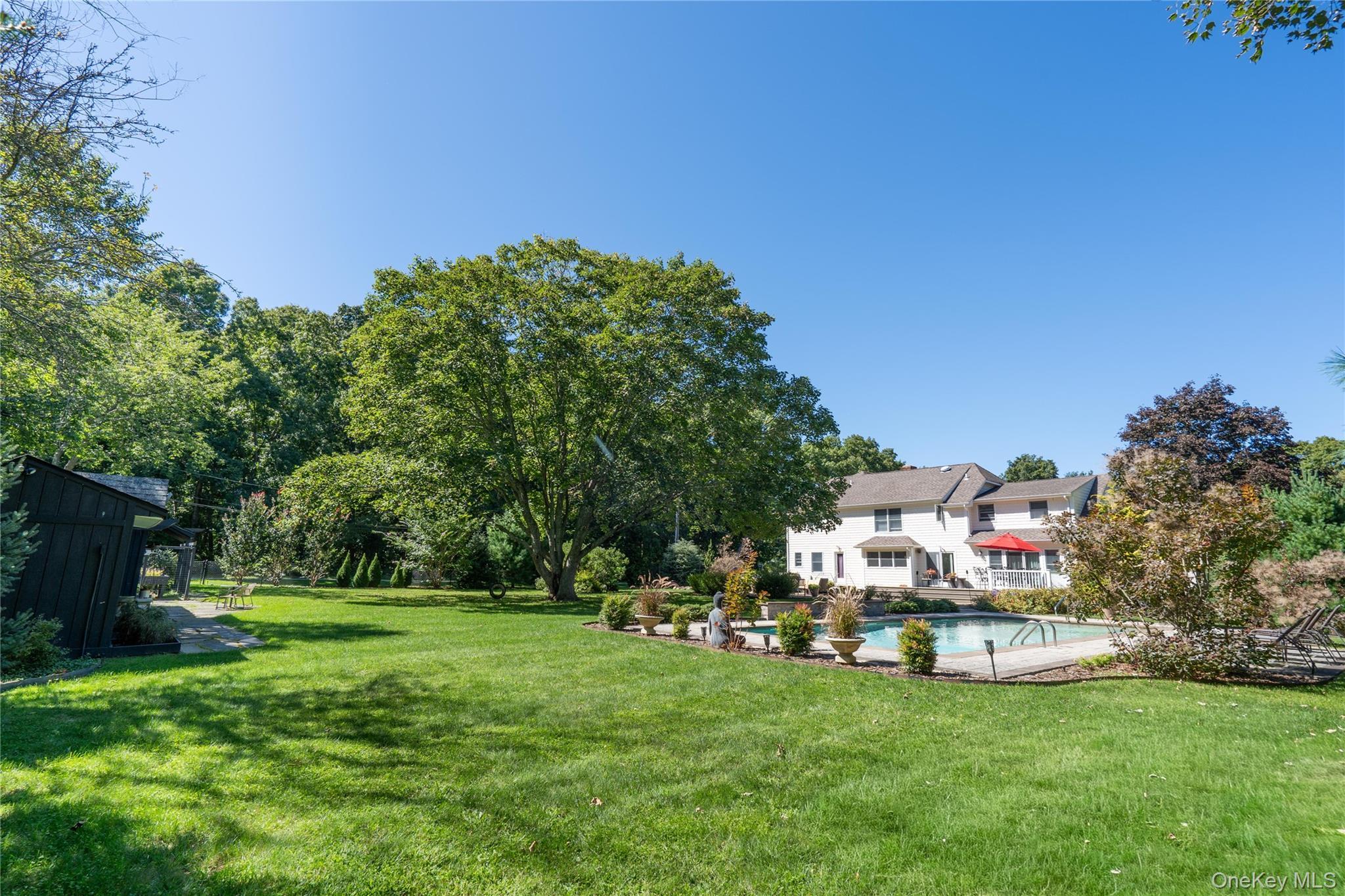 Single Family Marion Lane  Suffolk County, NY 11939, MLS-1052946-33