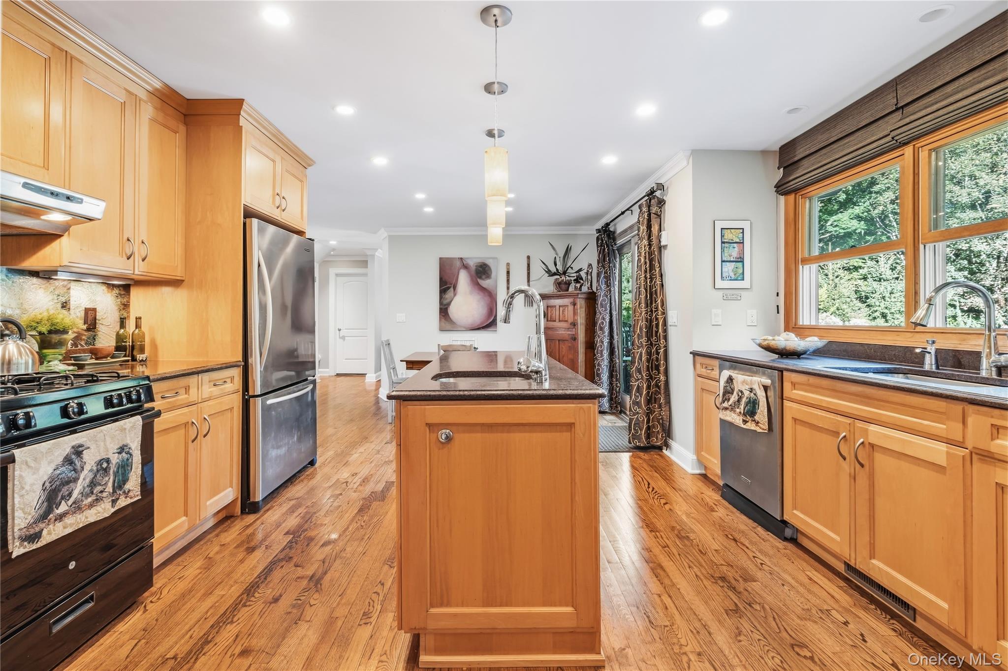 Single Family Marion Lane  Suffolk County, NY 11939, MLS-1052946-8