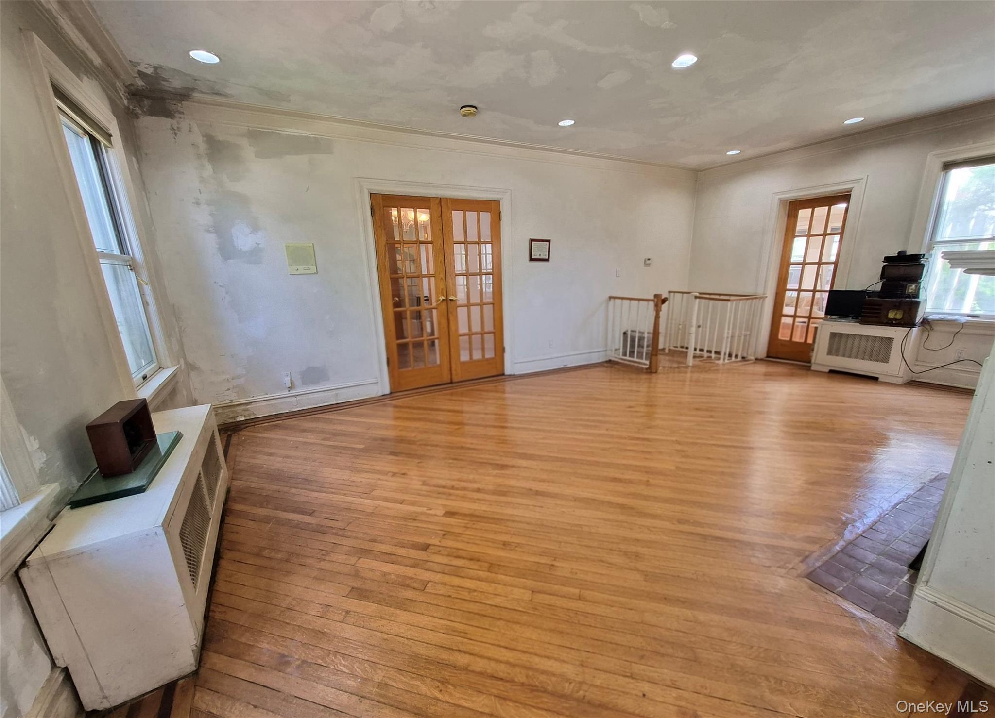 Single Family 110th Road Queens, NY 11412, MLS-1052954-11