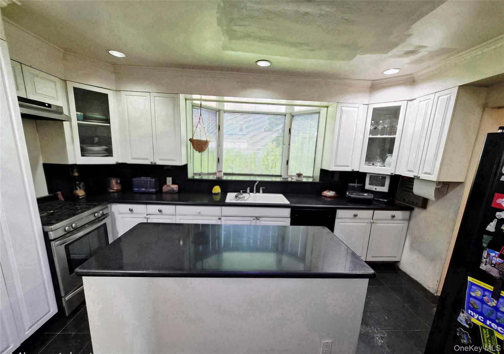 Single Family 110th Road Queens, NY 11412, MLS-1052954-21