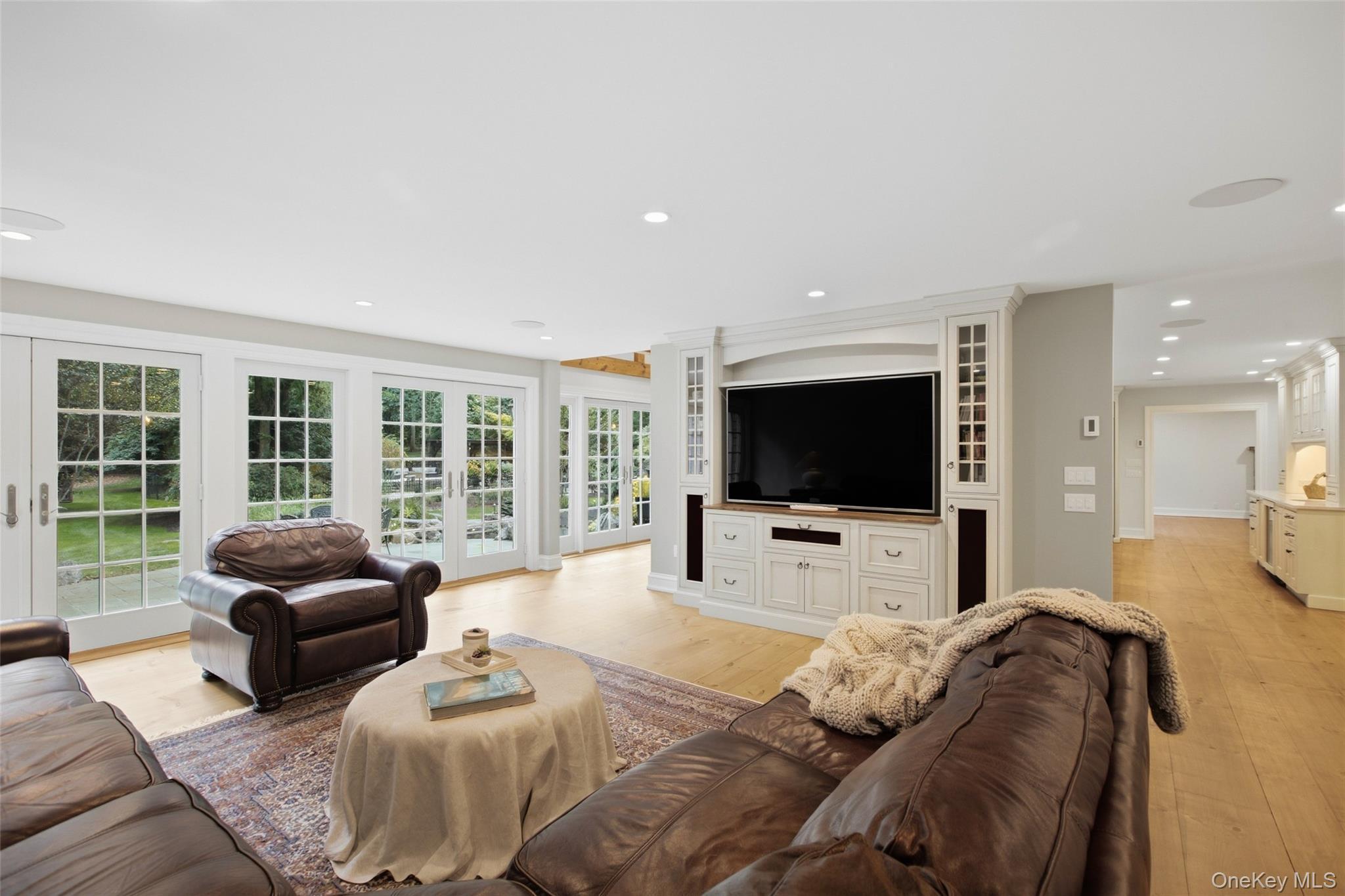 Single Family Evans Lane  Suffolk County, NY 11733, MLS-1052962-14
