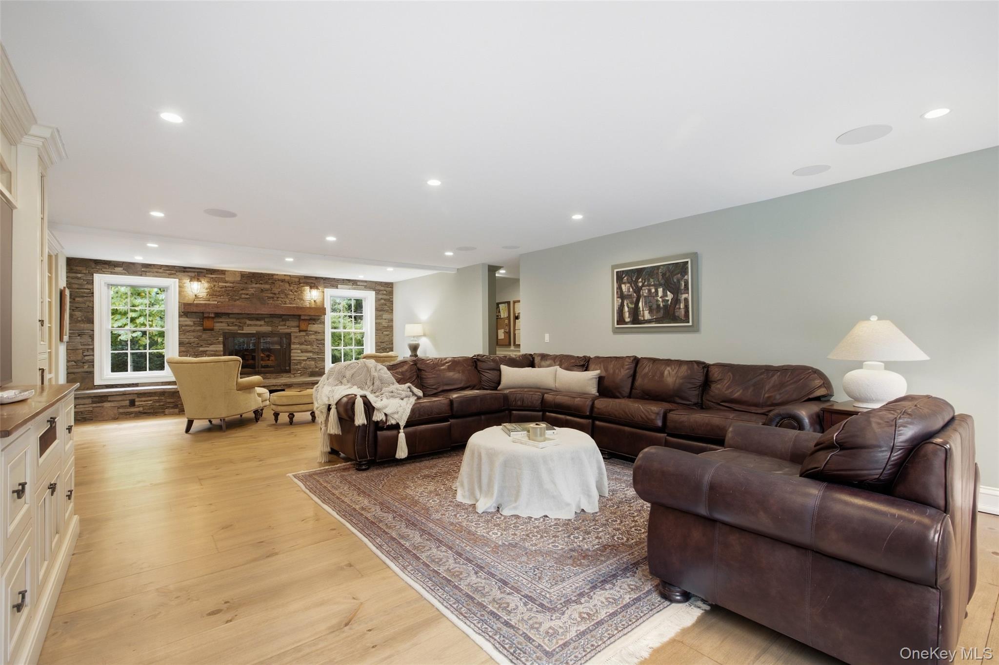 Single Family Evans Lane  Suffolk County, NY 11733, MLS-1052962-15
