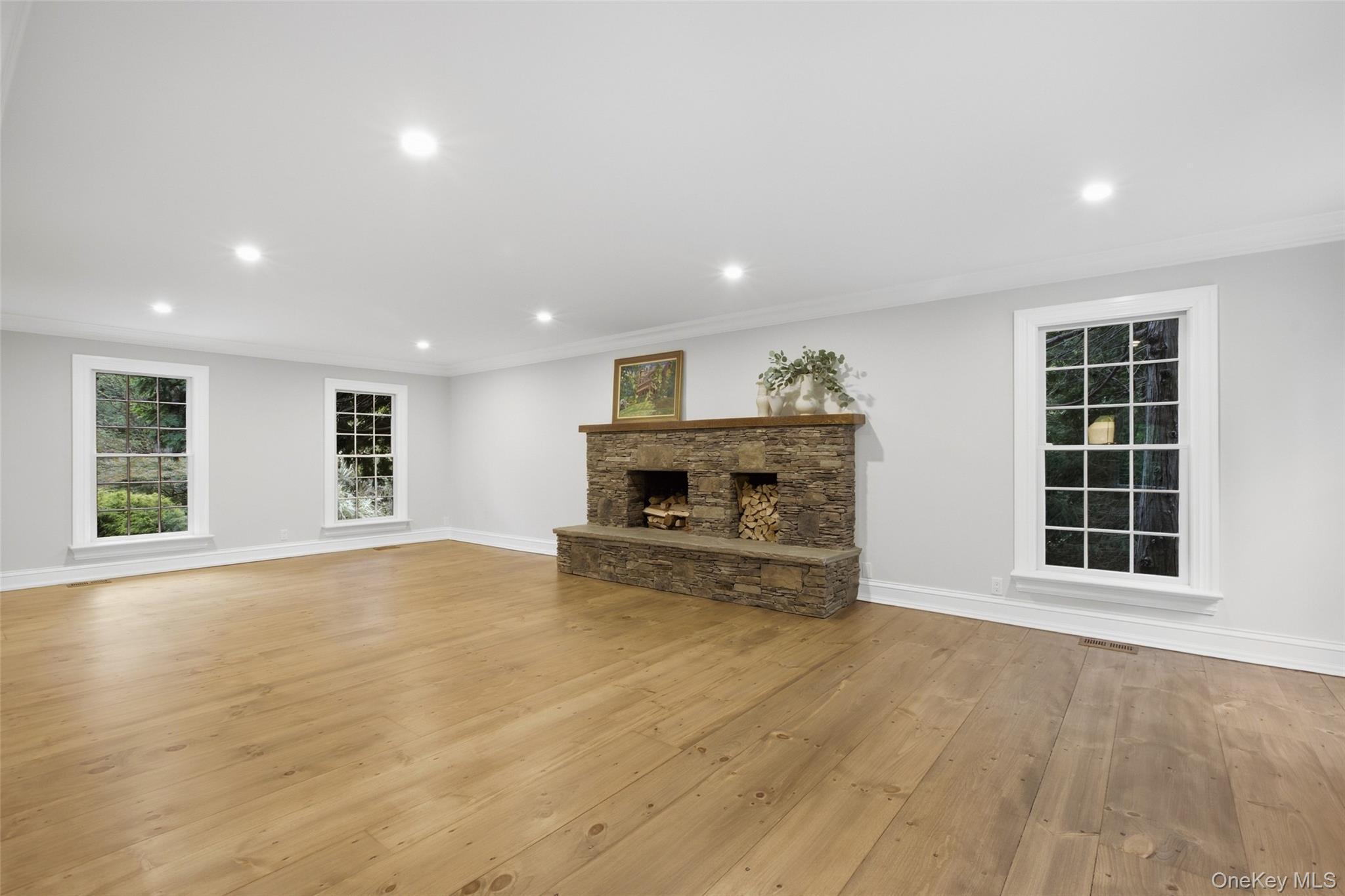 Single Family Evans Lane  Suffolk County, NY 11733, MLS-1052962-6