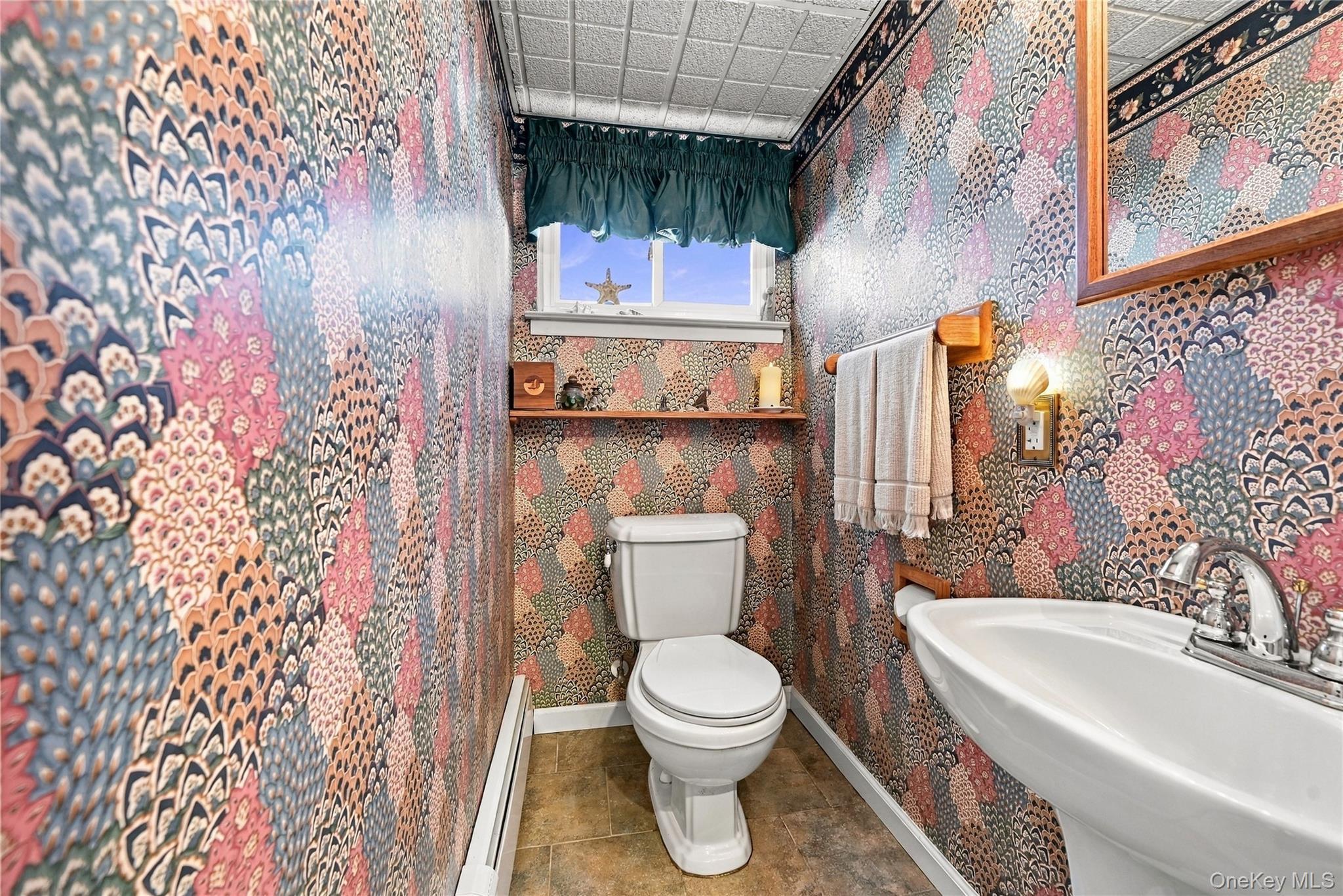Single Family Bayview Drive Suffolk County, NY 11769, MLS-1052985-12