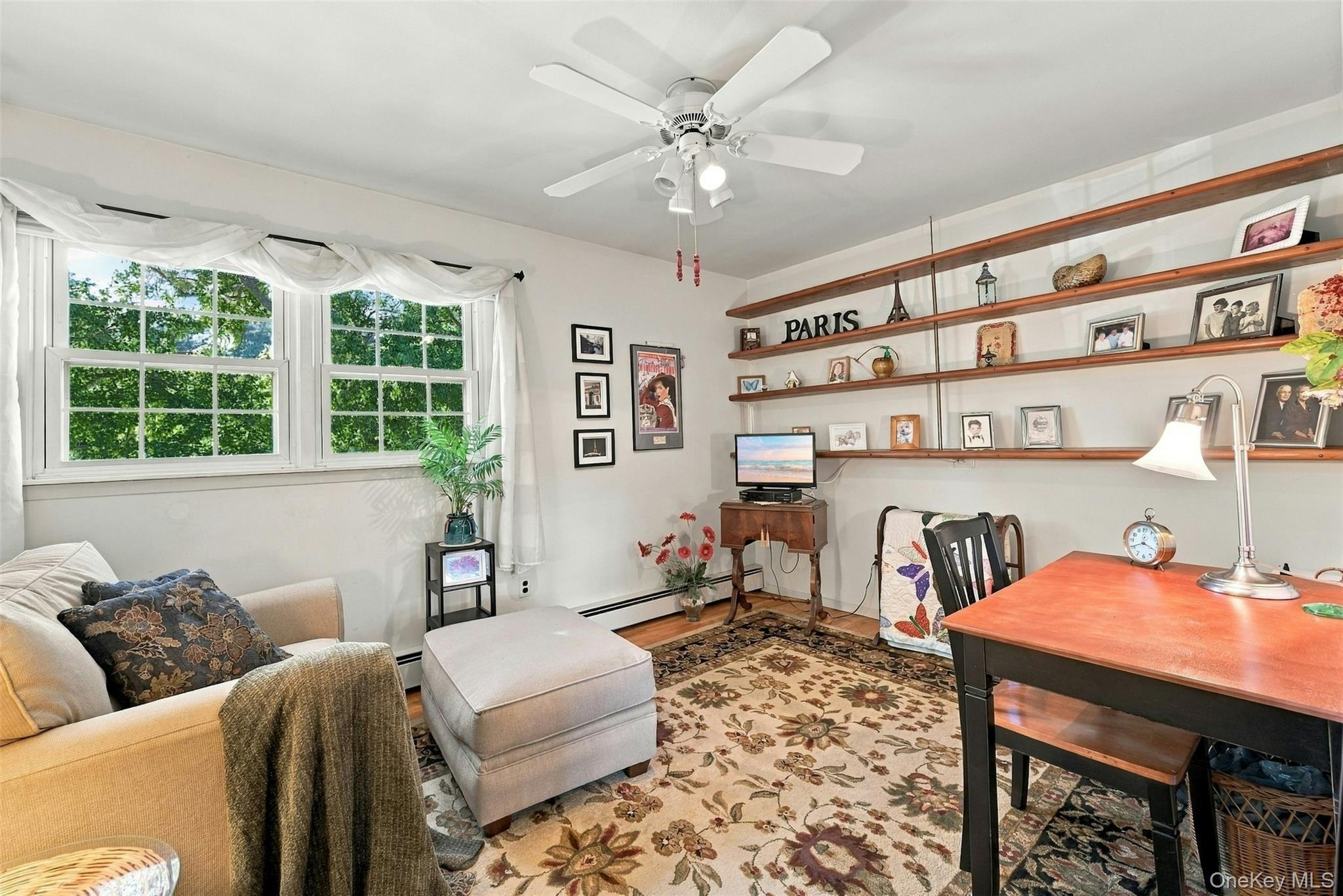 Single Family Bayview Drive Suffolk County, NY 11769, MLS-1052985-22