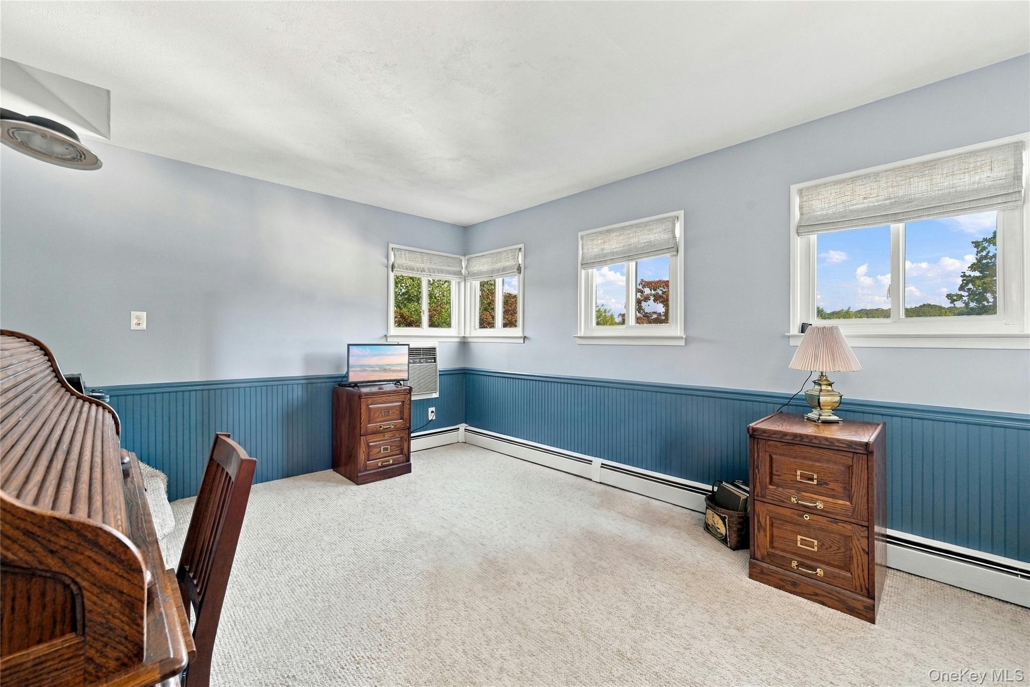 Single Family Bayview Drive Suffolk County, NY 11769, MLS-1052985-24