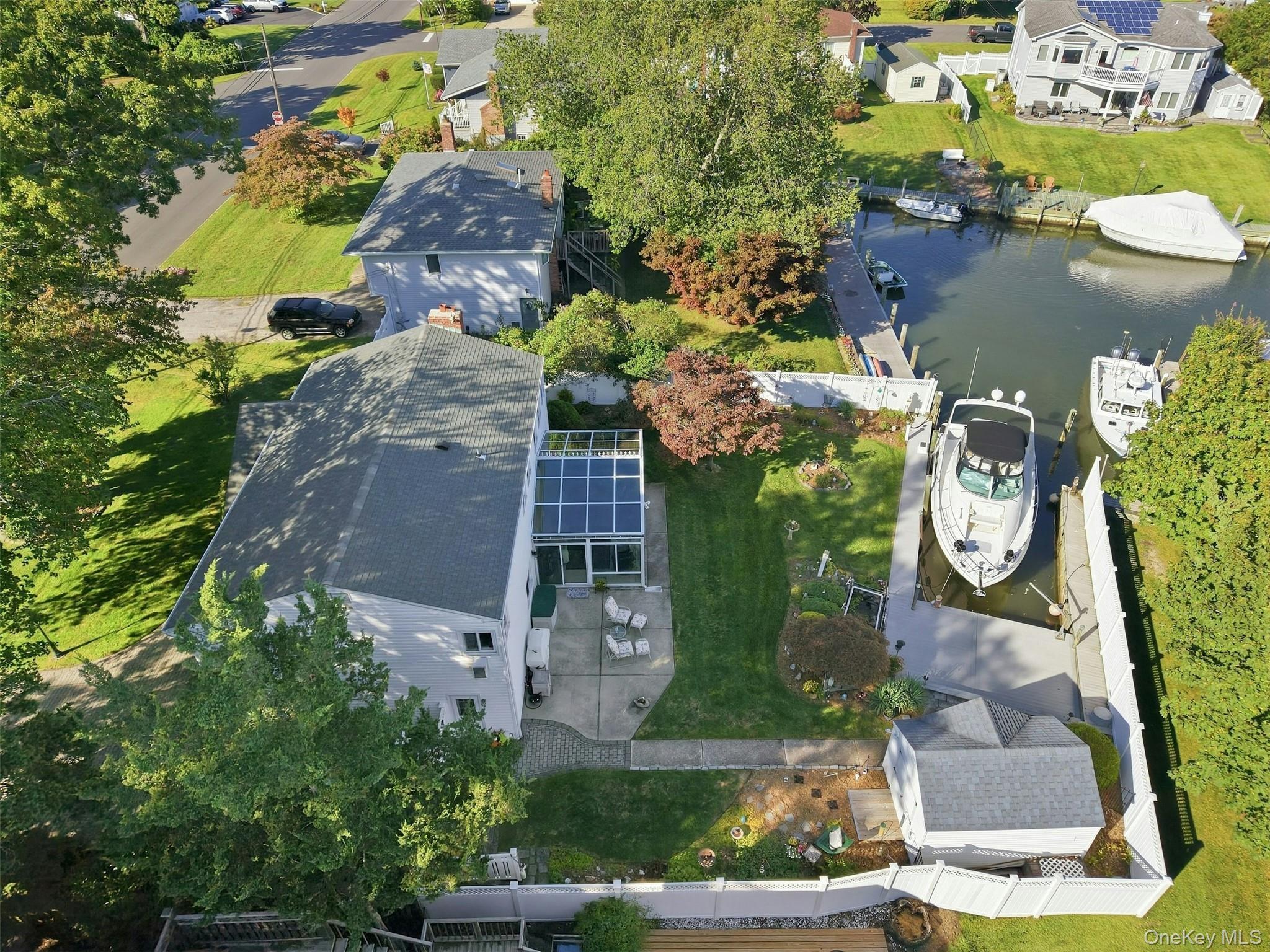 Single Family Bayview Drive Suffolk County, NY 11769, MLS-1052985-30