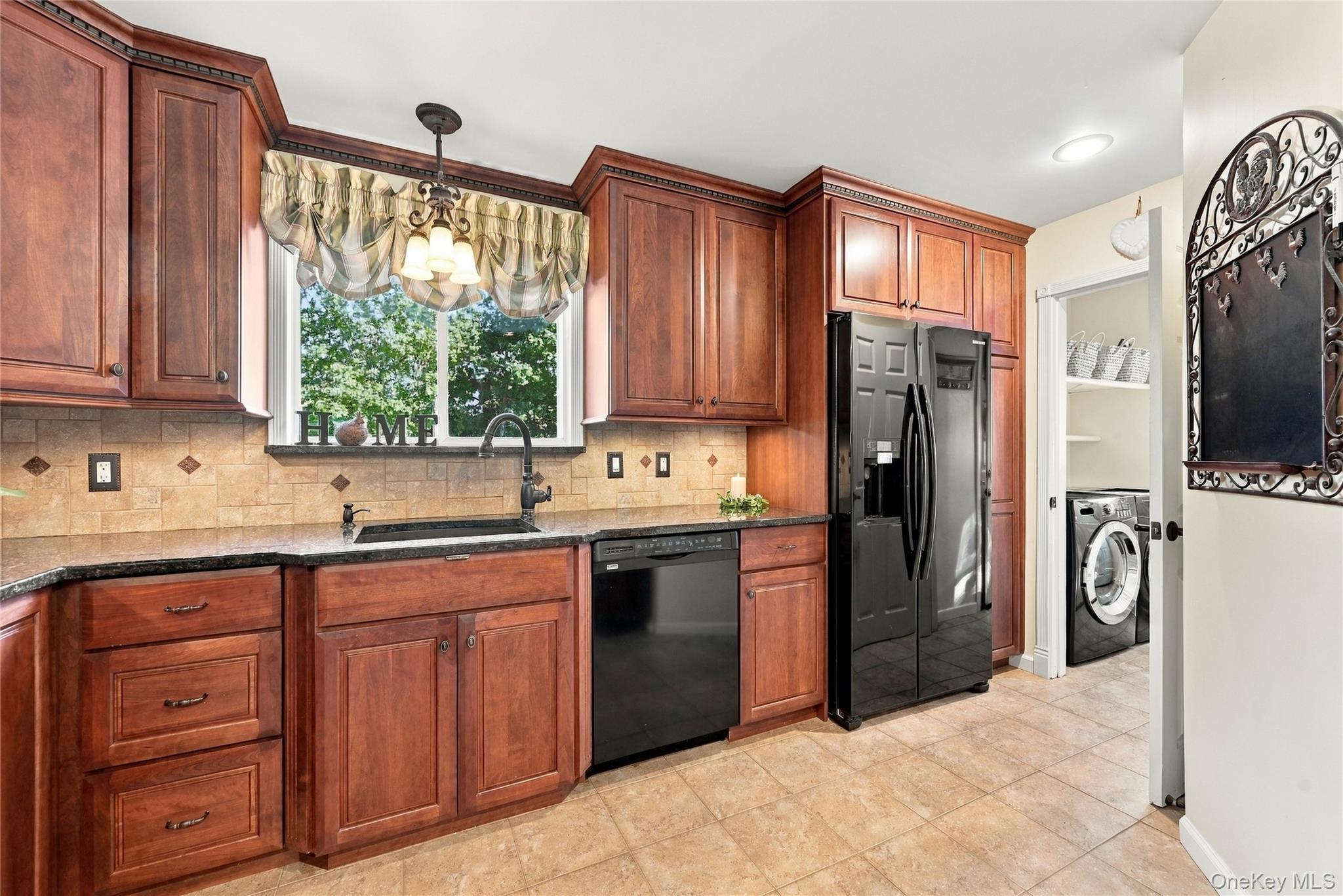 Single Family Bayview Drive Suffolk County, NY 11769, MLS-1052985-6