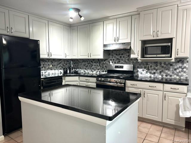 Single Family Sterling Place  Ulster County, NY 12528, MLS-1052995-5