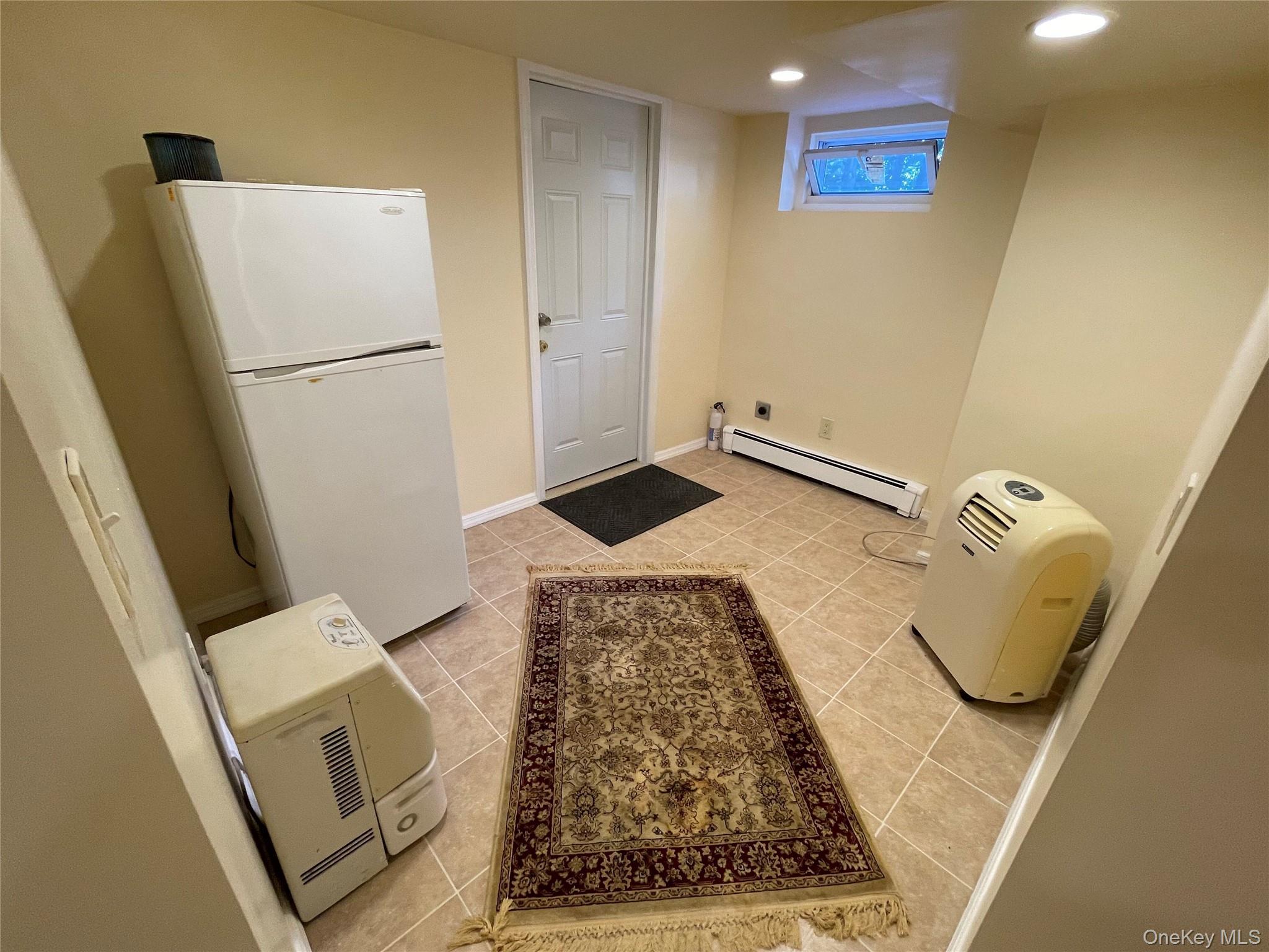 Single Family Denton Place  Suffolk County, NY 11735, MLS-1053000-29