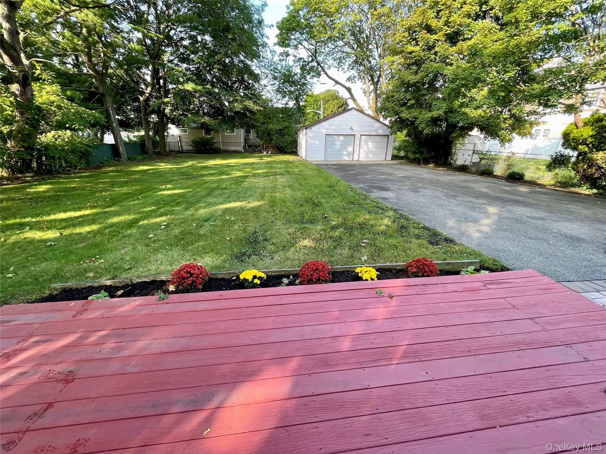 Single Family Denton Place  Suffolk County, NY 11735, MLS-1053000-3