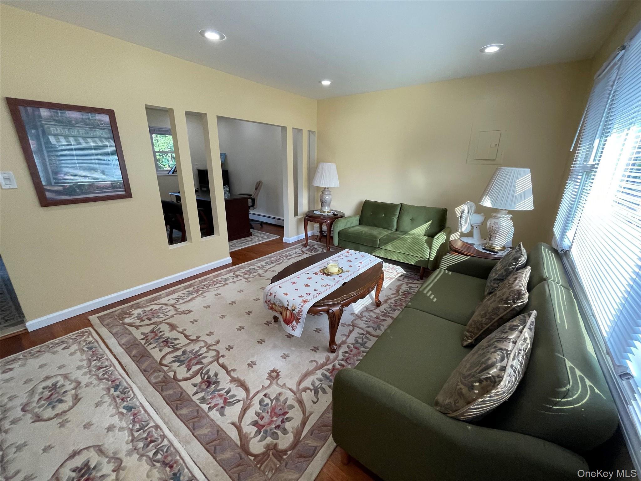 Single Family Denton Place  Suffolk County, NY 11735, MLS-1053000-8