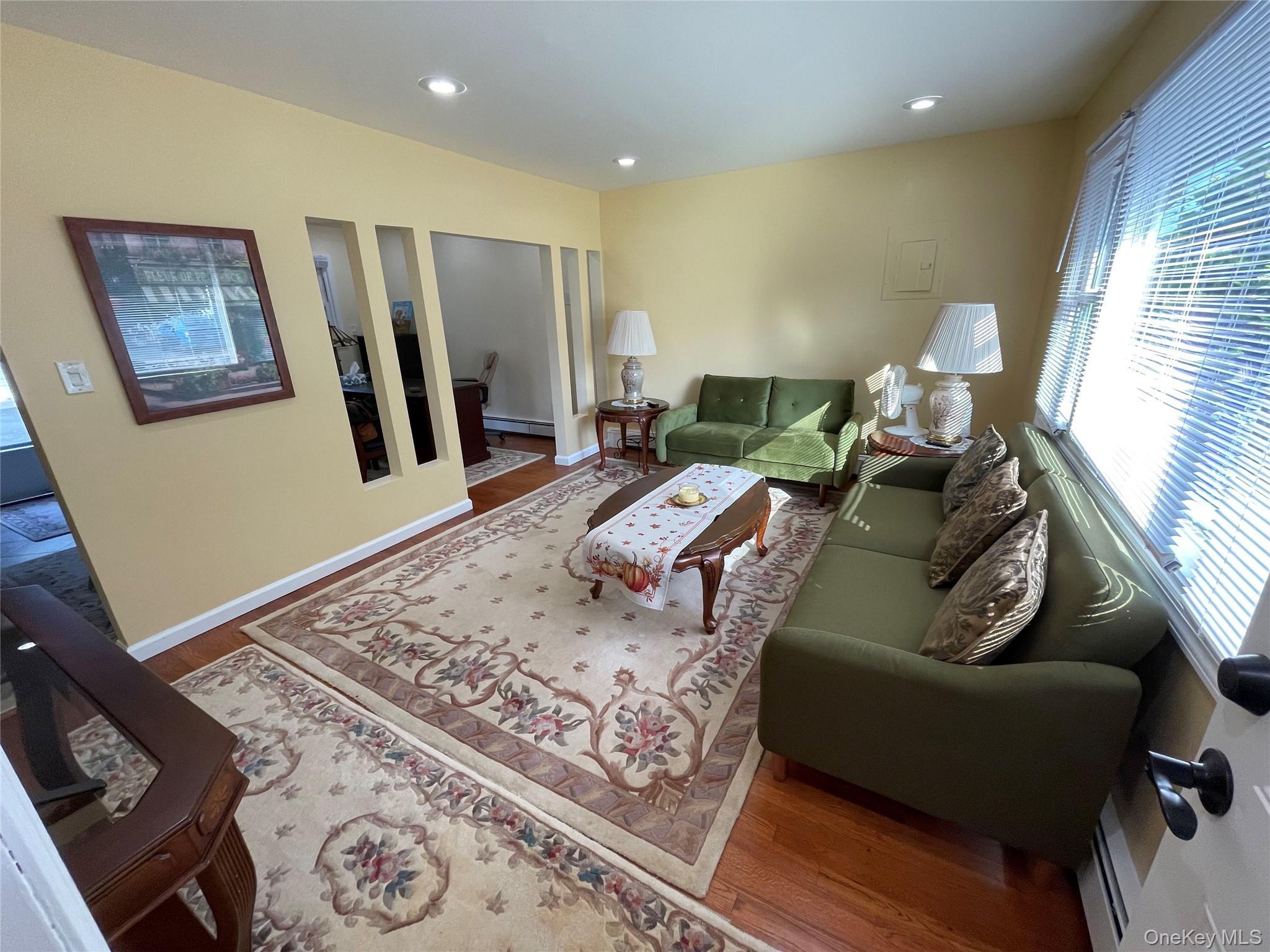 Single Family Denton Place  Suffolk County, NY 11735, MLS-1053000-9