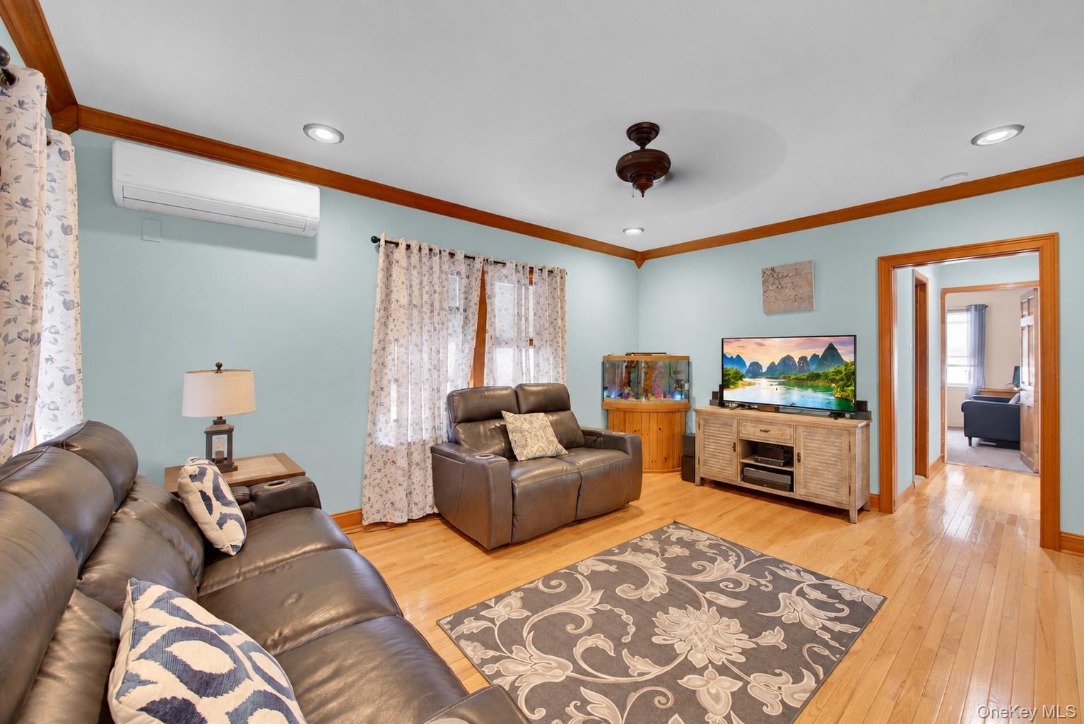 Single Family 62nd Road Queens, NY 11367, MLS-1053024-3