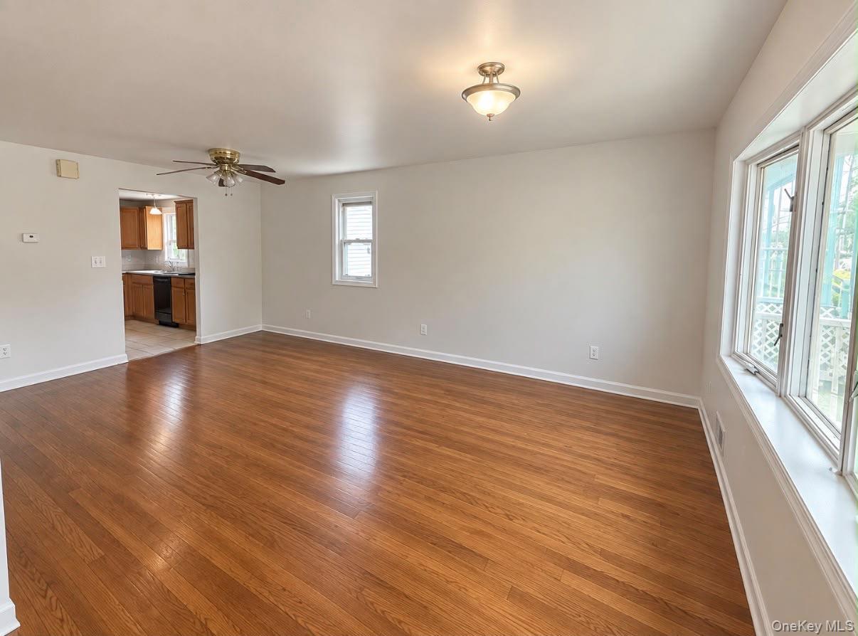 Single Family Albany Street Schenectady  Out Of Area, NY 12304, MLS-1053040-3
