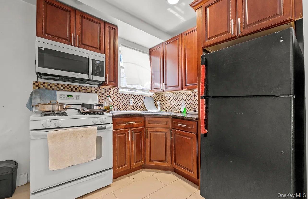 Single Family 153 Street  Queens, NY 11434, MLS-1053047-26