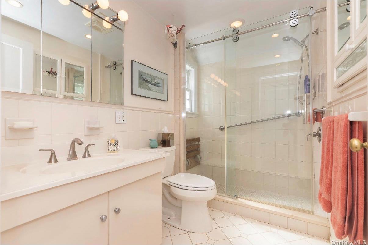 Single Family Pilot Street Bronx, NY 10464, MLS-1053057-24