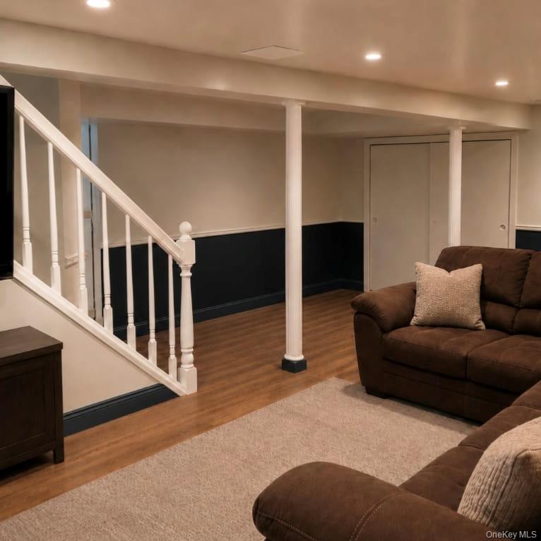 Single Family Windsor Place Nassau County, NY 11563, MLS-1053067-25