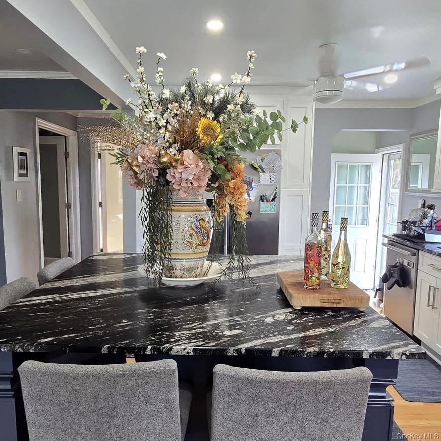 Single Family Windsor Place Nassau County, NY 11563, MLS-1053067-5