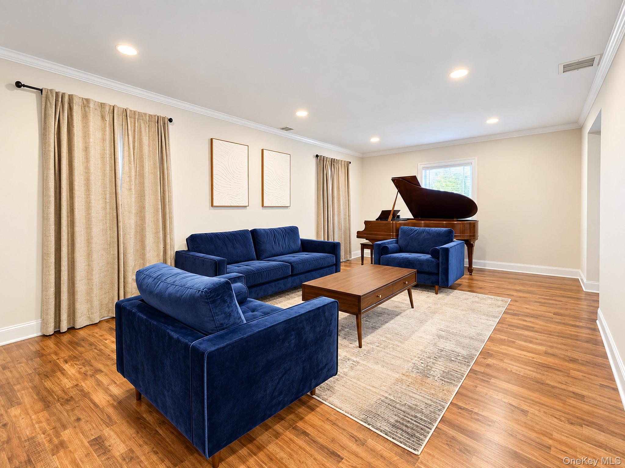 Single Family Teton Place Suffolk County, NY 11755, MLS-1053074-19