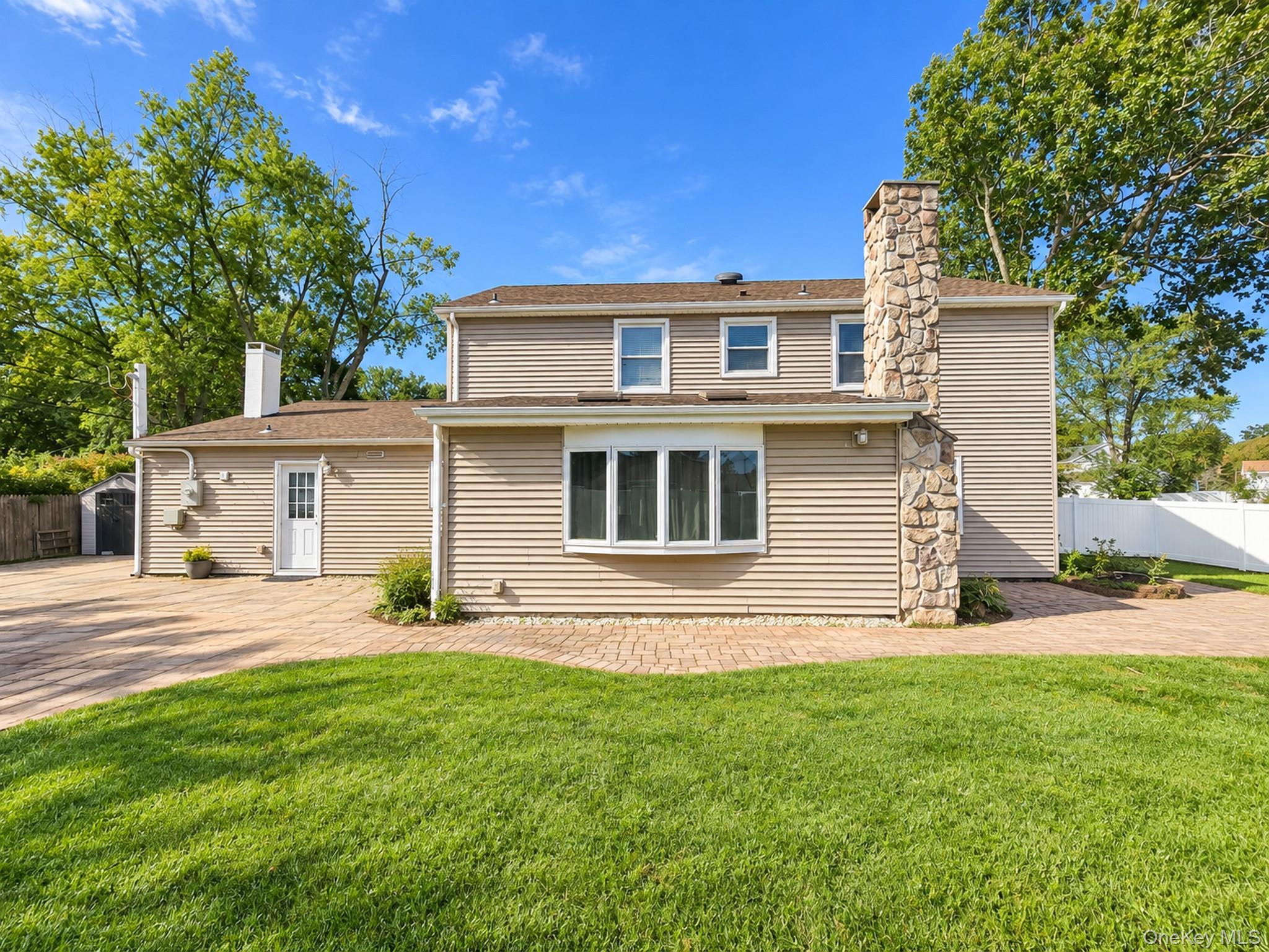 Single Family Teton Place Suffolk County, NY 11755, MLS-1053074-3