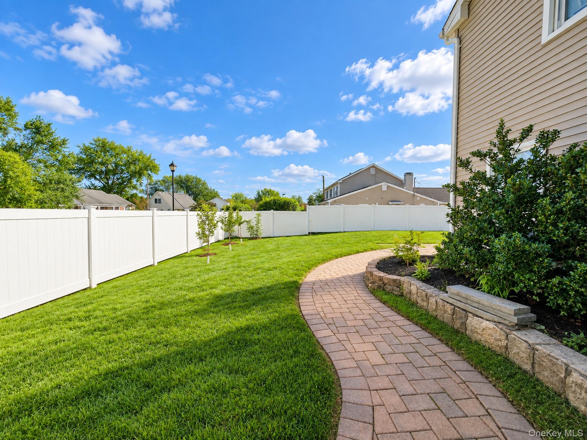 Single Family Teton Place Suffolk County, NY 11755, MLS-1053074-5