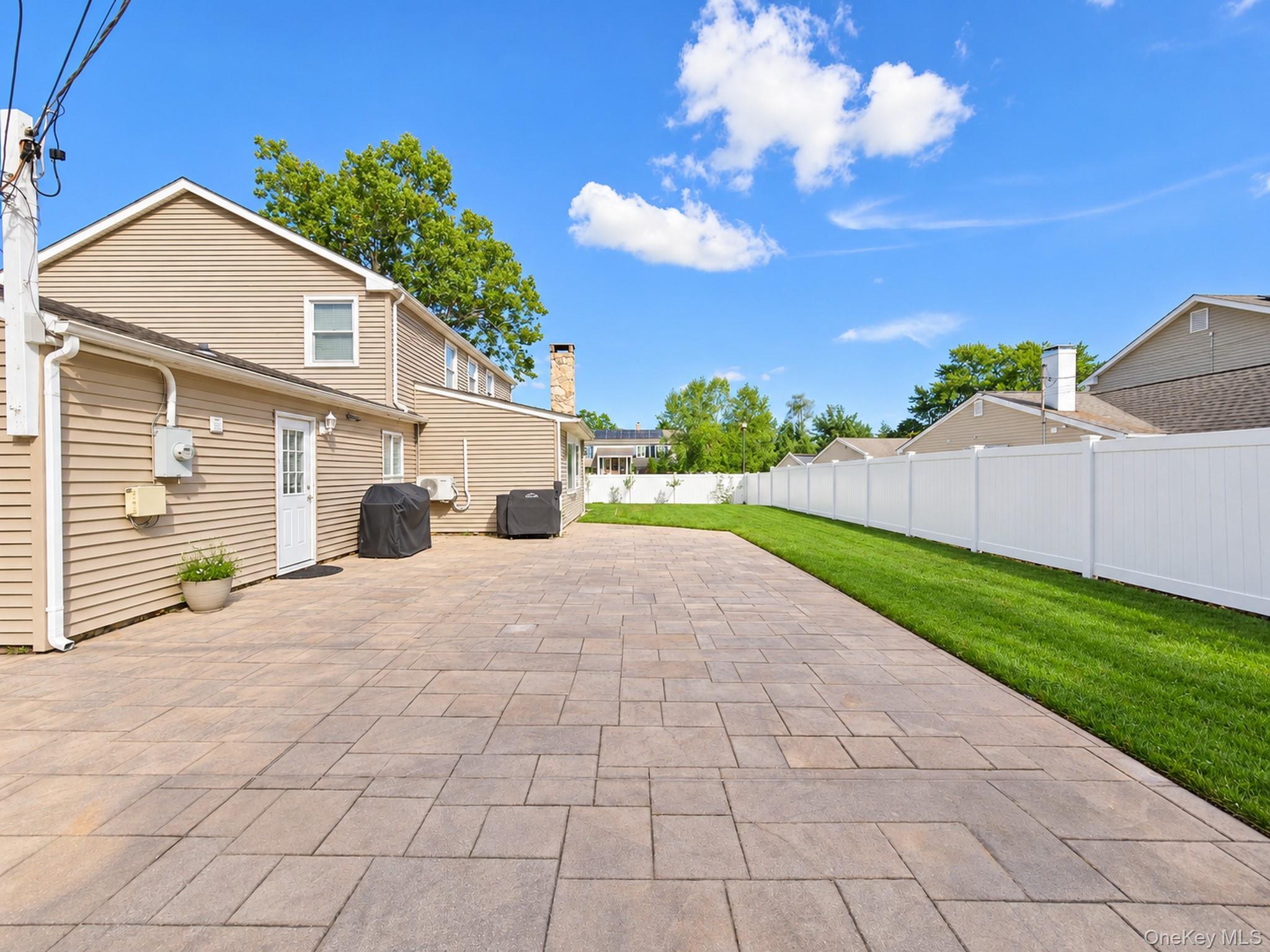 Single Family Teton Place Suffolk County, NY 11755, MLS-1053074-6