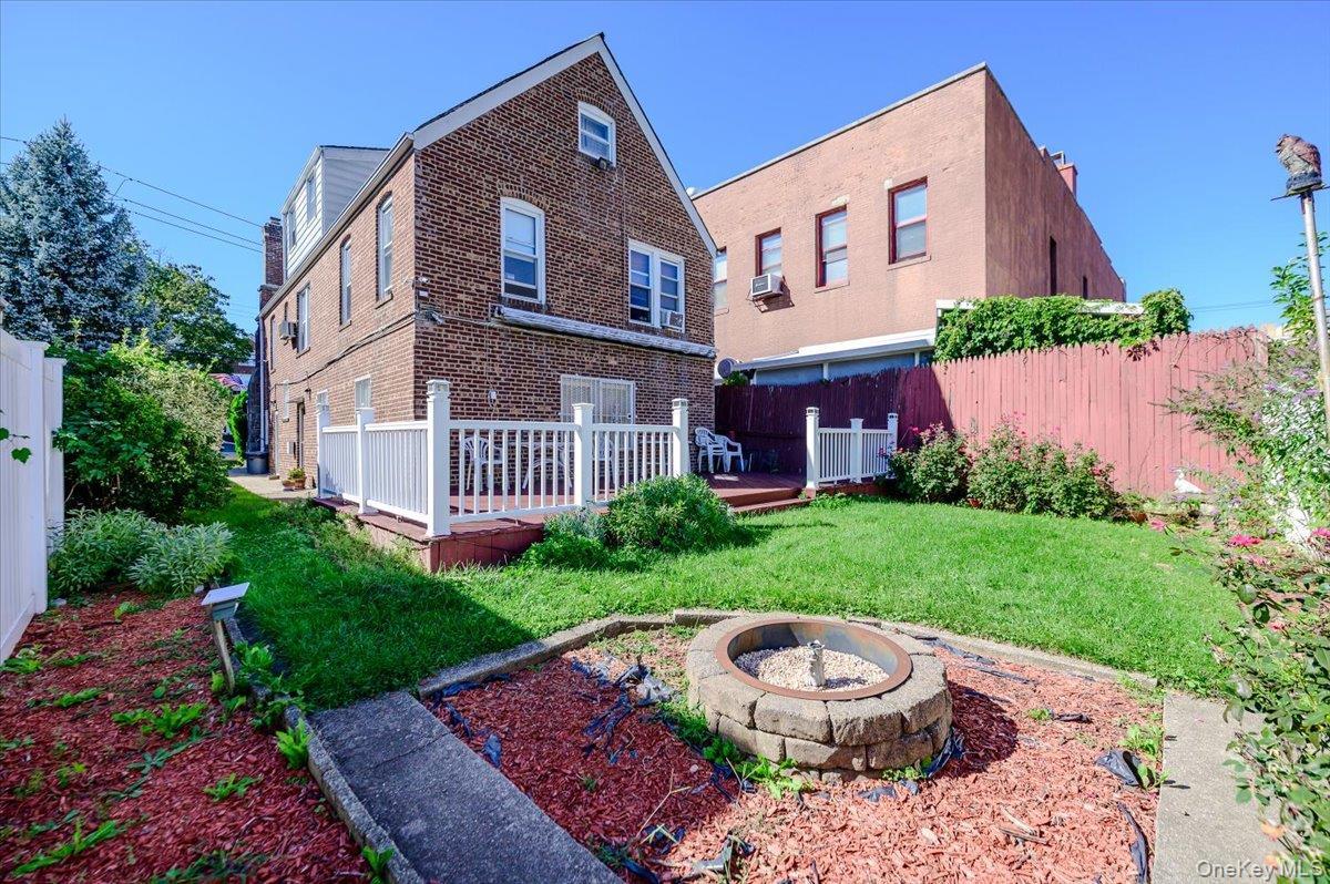 Single Family Fenton Avenue Bronx, NY 10469, MLS-1053079-26