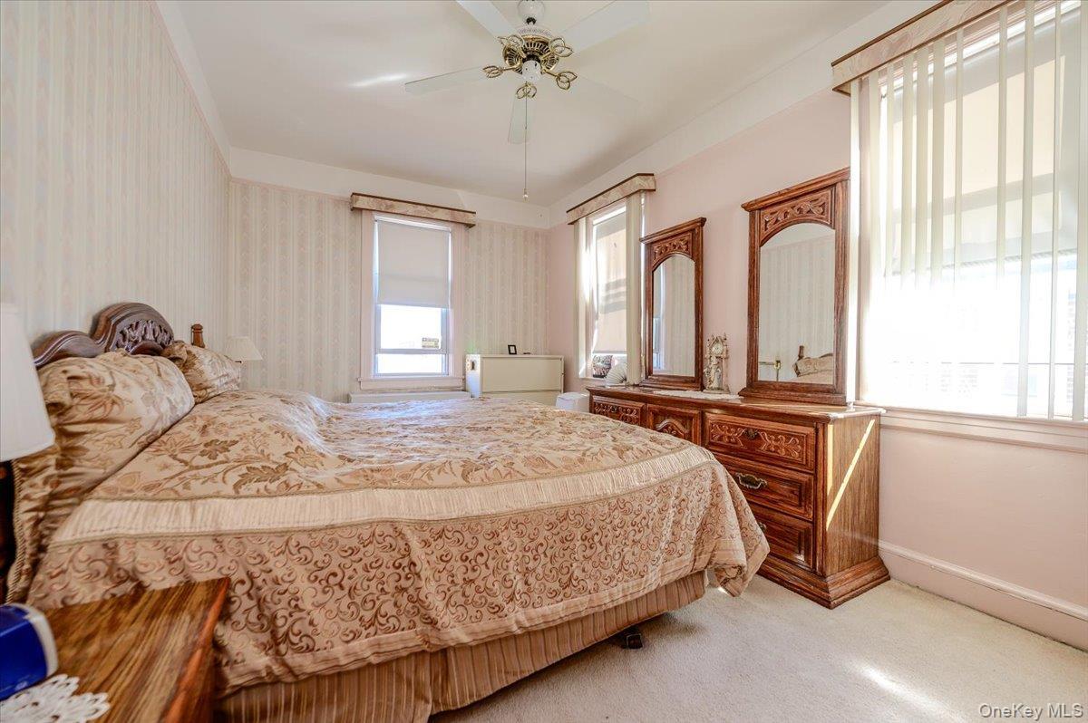 Single Family Fenton Avenue Bronx, NY 10469, MLS-1053079-9