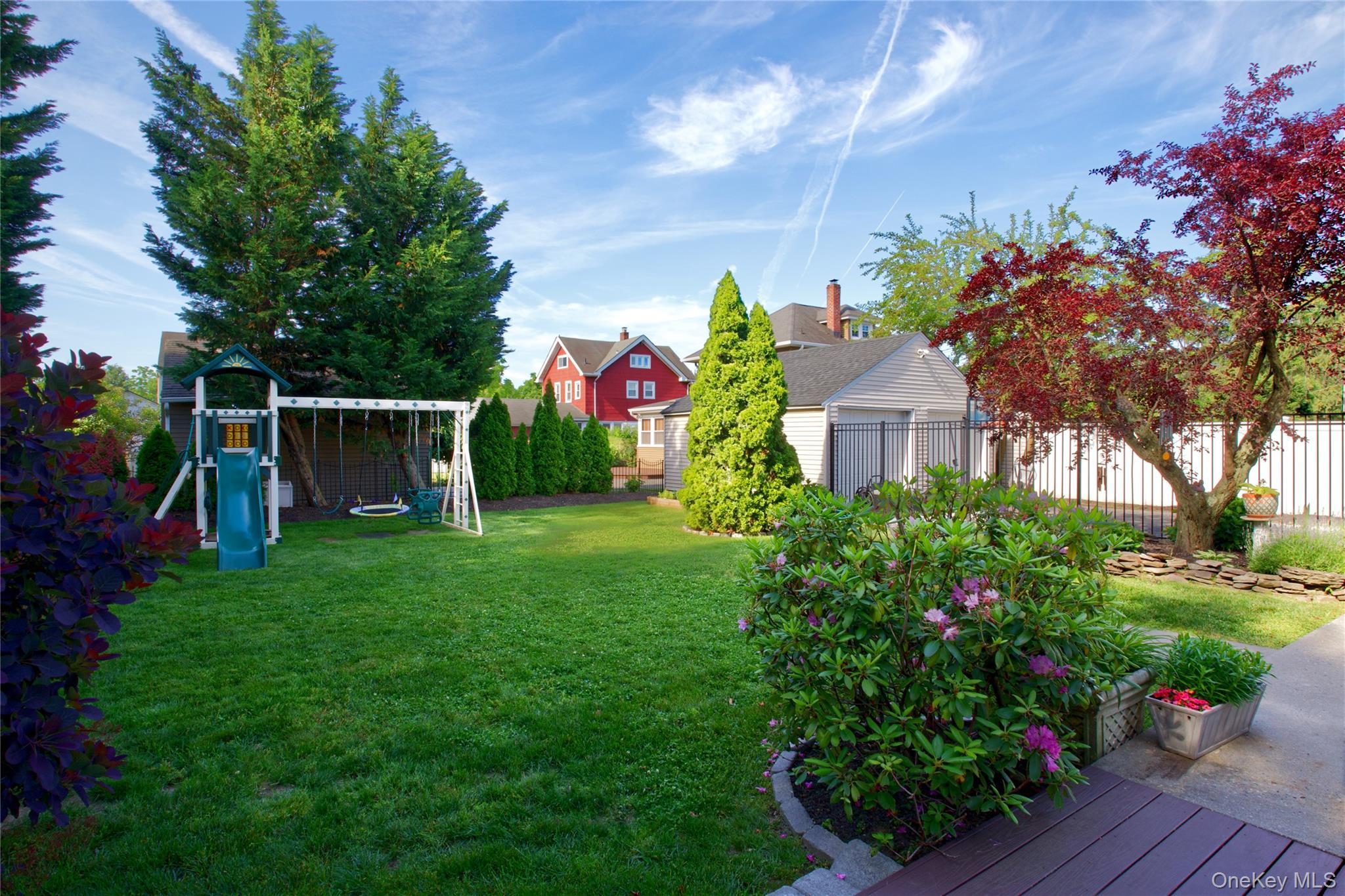 Single Family Lakeview Avenue  Nassau County, NY 11570, MLS-1053102-28