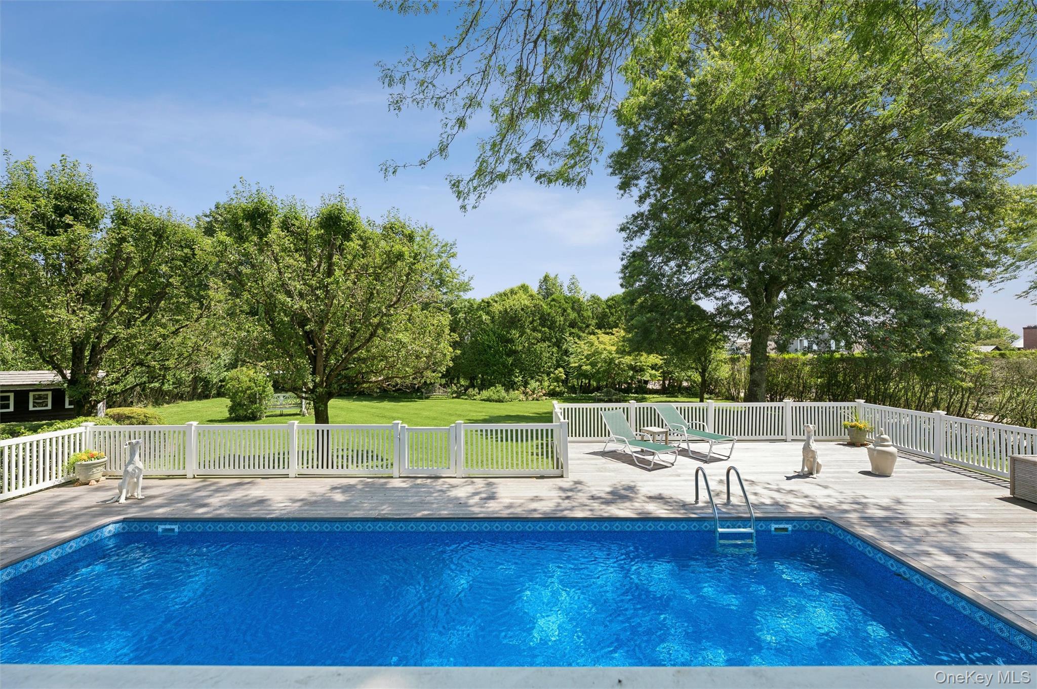 Single Family David Whites Lane  Suffolk County, NY 11968, MLS-1053107-10